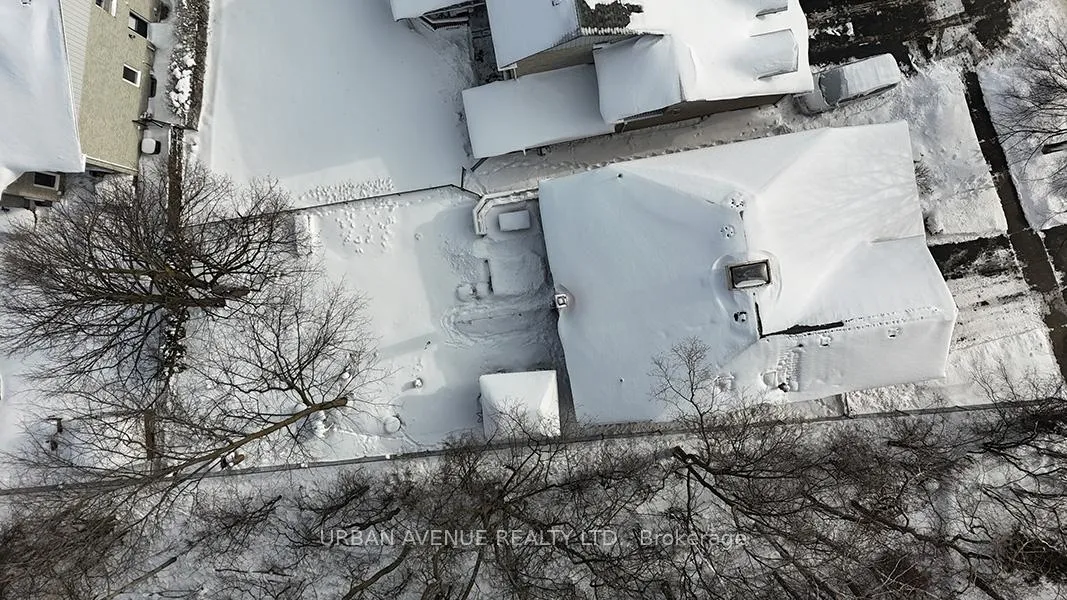 Photo 6 of 2125 Lynn Heights Drive, Pickering, Liverpool — HOMEH