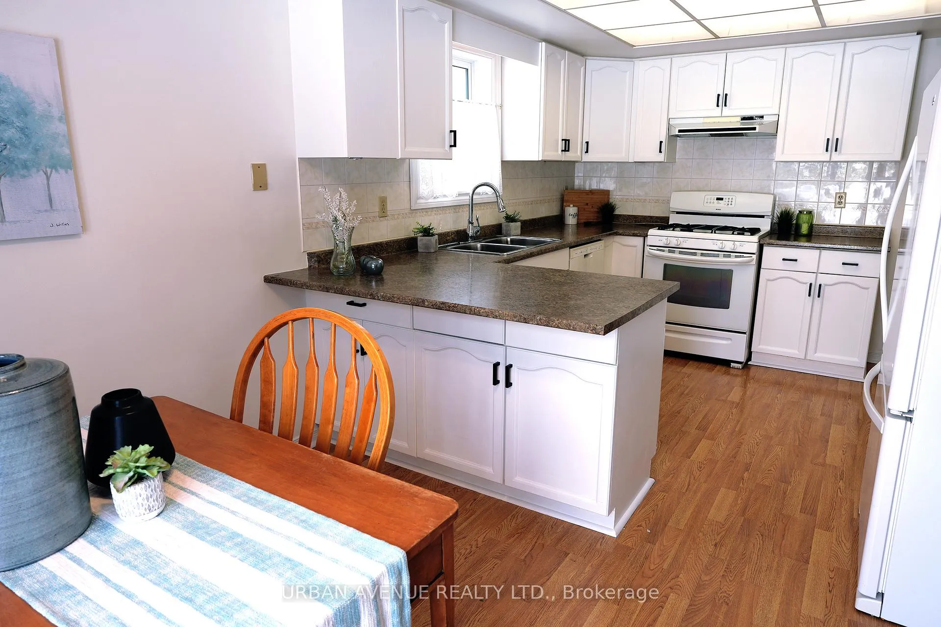 Photo 16 of 2125 Lynn Heights Drive, Pickering, Liverpool — HOMEH