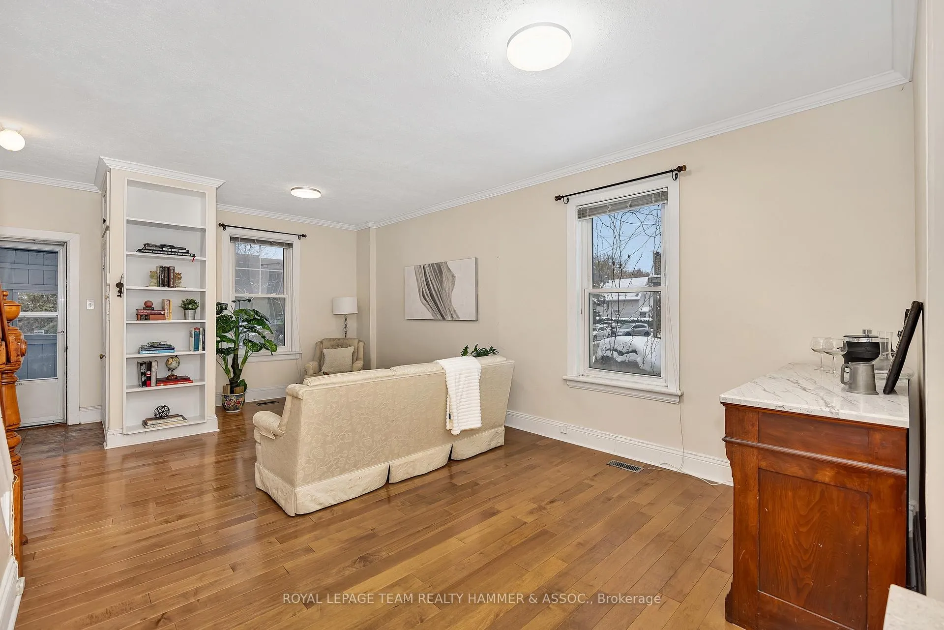 Photo 7 of 681 1/2 Cooper Street, Ottawa, Ottawa Centre — HOMEH