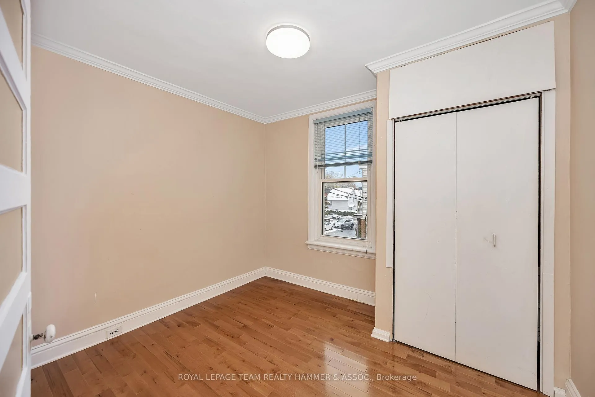 Photo 20 of 681 1/2 Cooper Street, Ottawa, Ottawa Centre — HOMEH