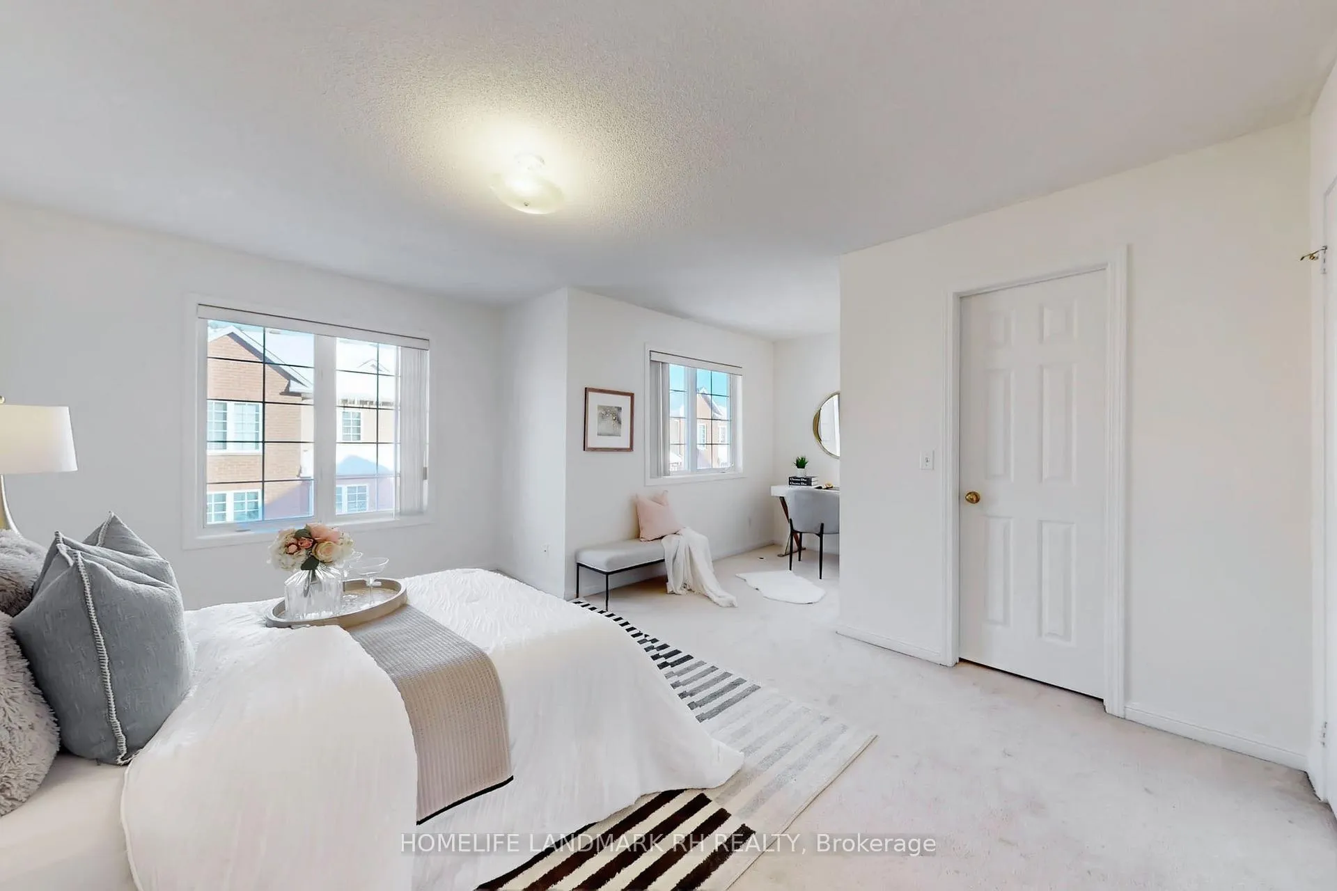 Photo 16 of Unit 25, 2 Alpen Way, Markham, Unionville — HOMEH