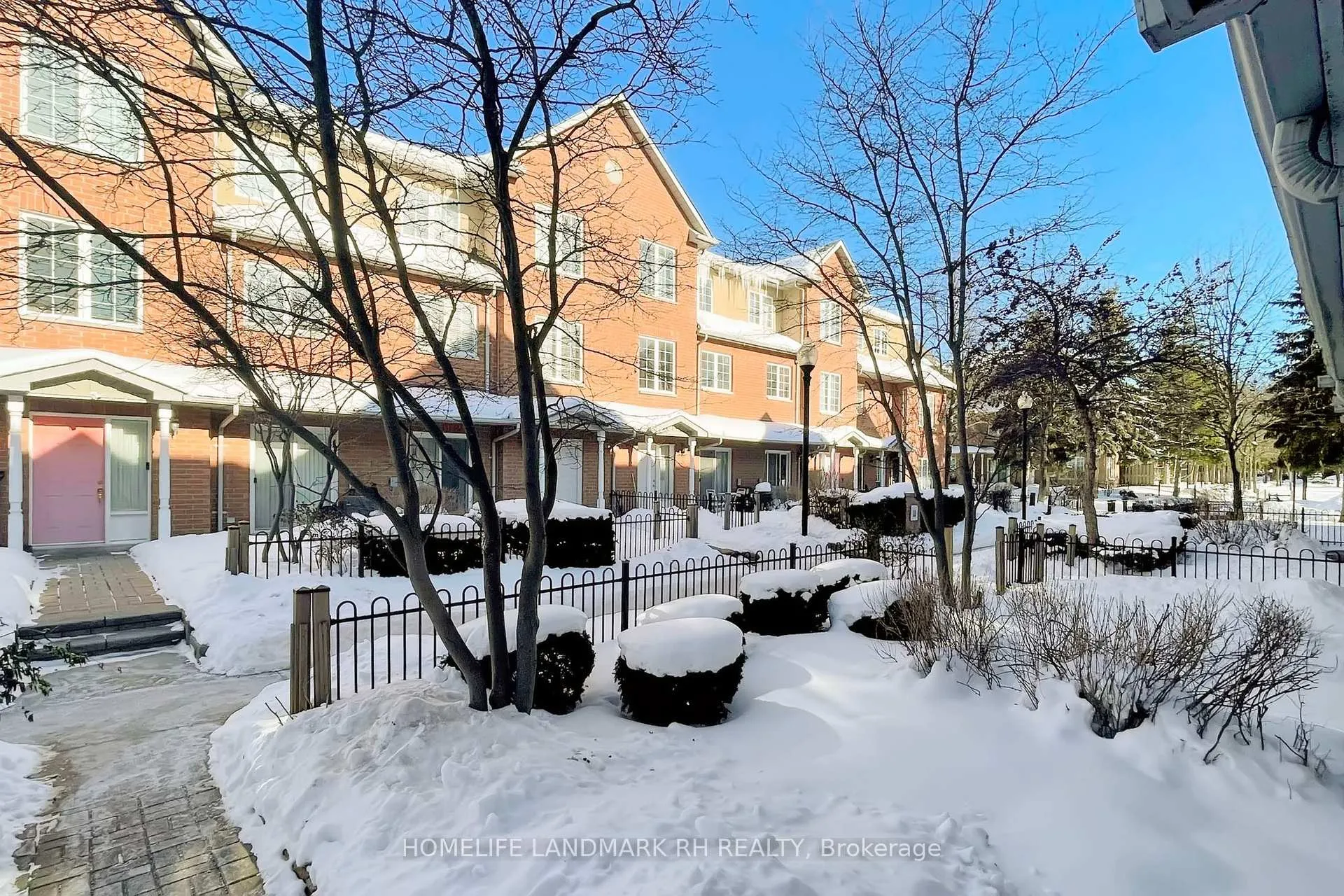 Photo 32 of Unit 25, 2 Alpen Way, Markham, Unionville — HOMEH