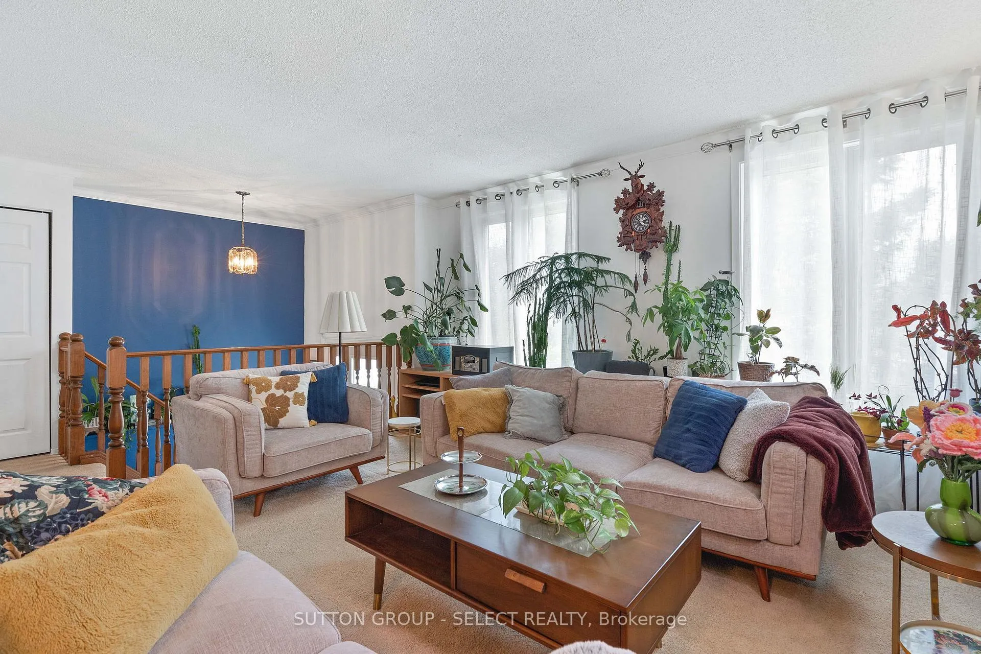 Photo 6 of 72 Blanchard Crescent, London, North I — HOMEH