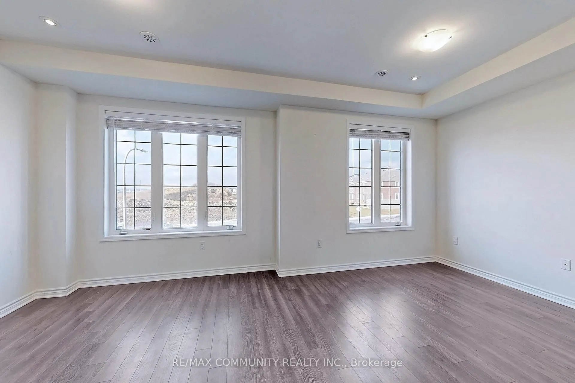 Photo 6 of 12 Fiesta Way, Whitby, Rural Whitby — HOMEH