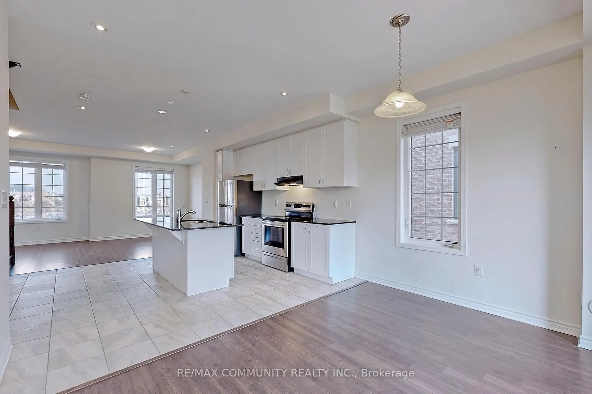Photo 12 of 12 Fiesta Way, Whitby, Rural Whitby — HOMEH