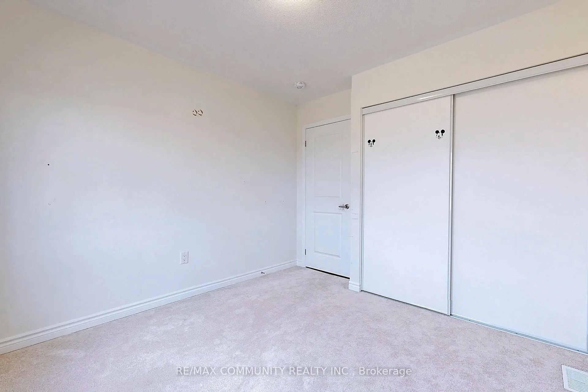 Photo 28 of 12 Fiesta Way, Whitby, Rural Whitby — HOMEH