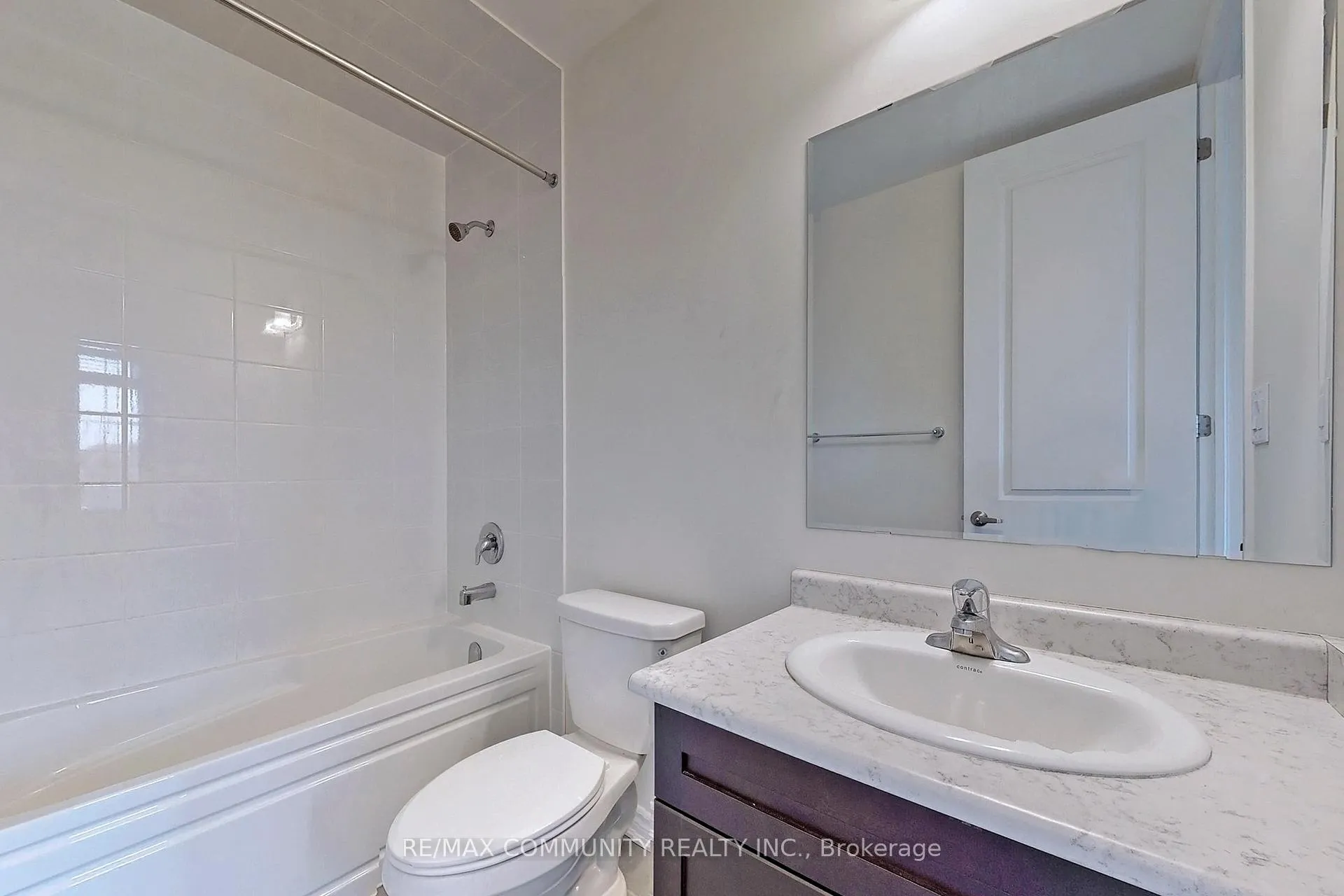 Photo 40 of 12 Fiesta Way, Whitby, Rural Whitby — HOMEH