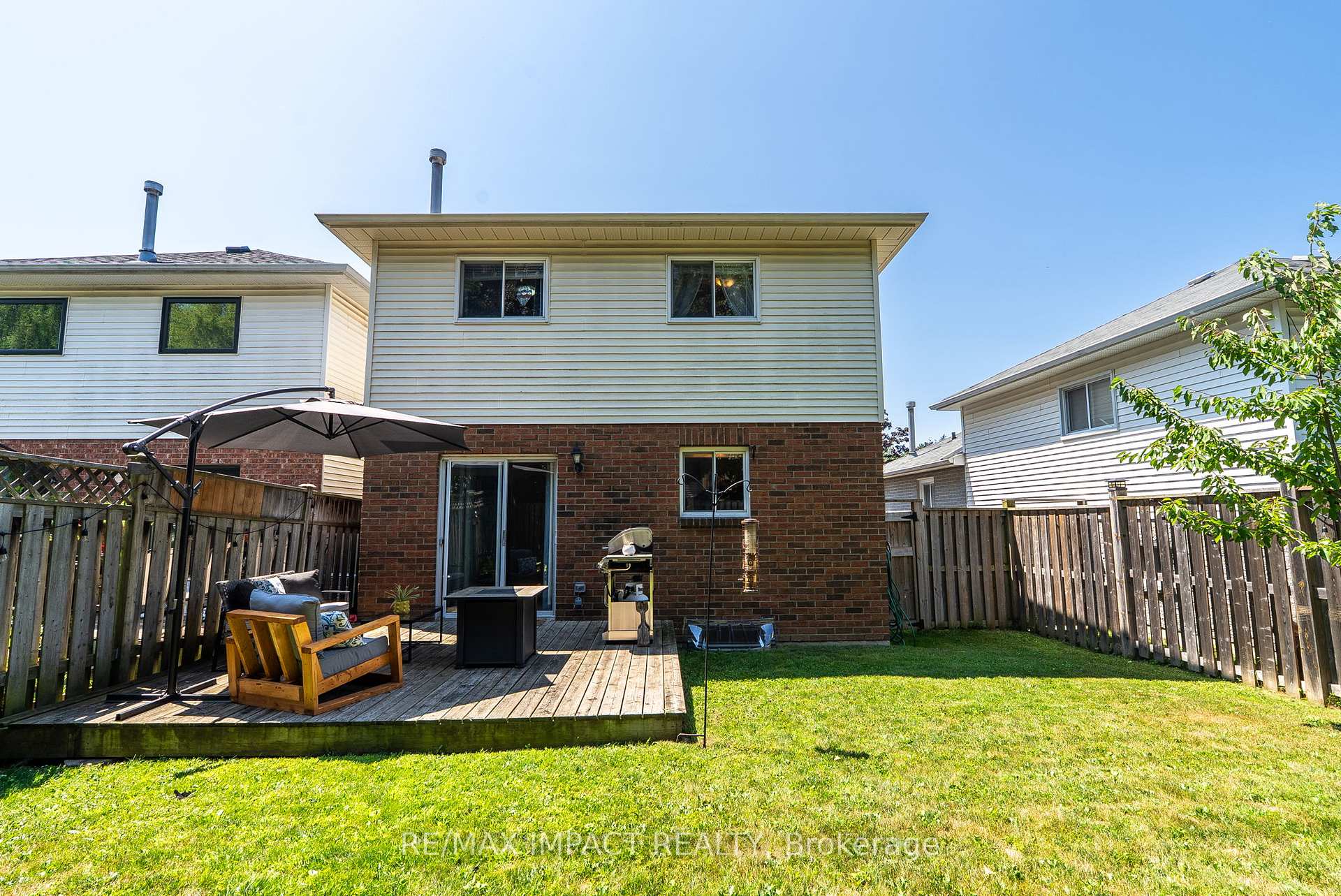 Photo 14 of 9 Granville Drive, Clarington, Courtice — HOMEH