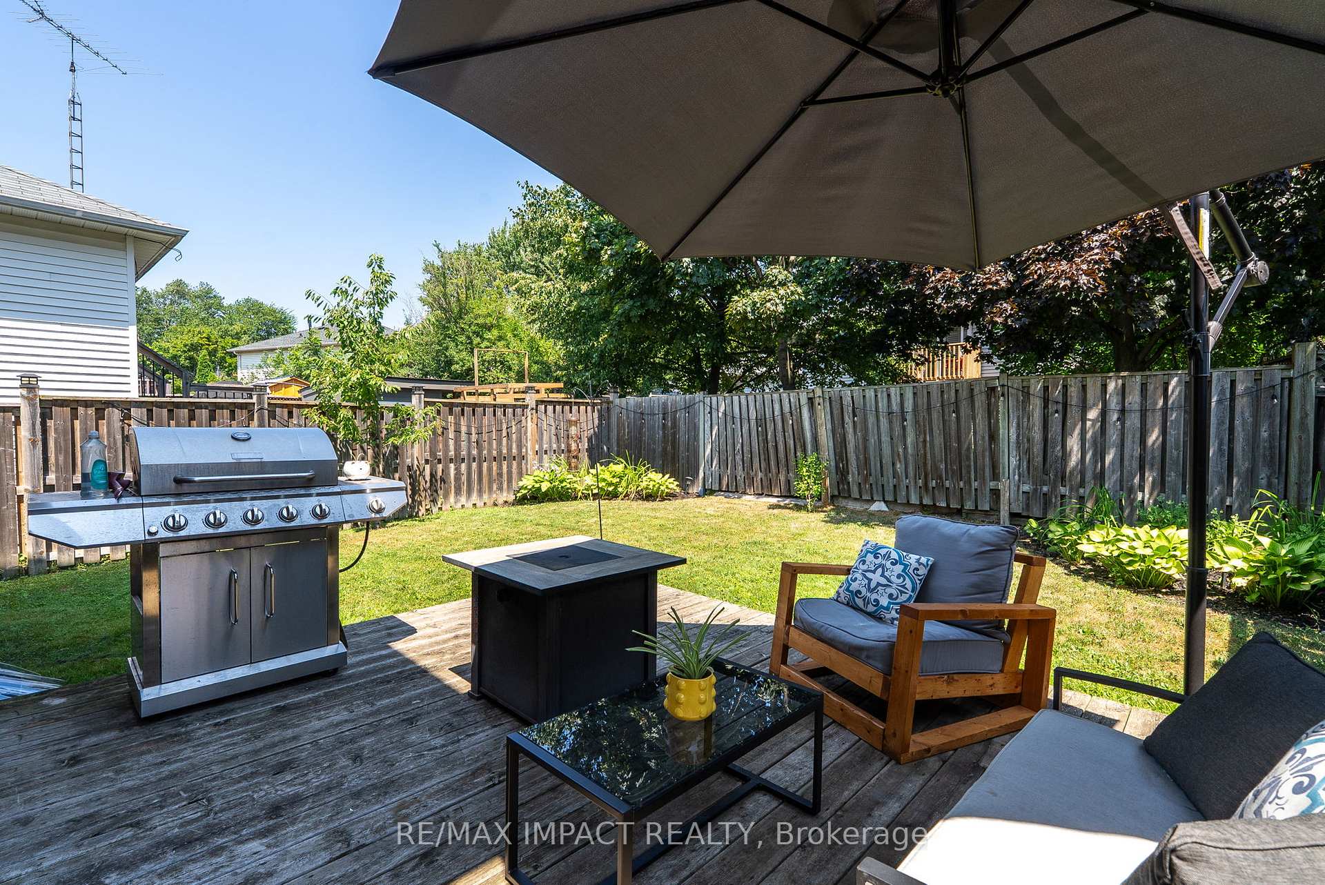 Photo 16 of 9 Granville Drive, Clarington, Courtice — HOMEH
