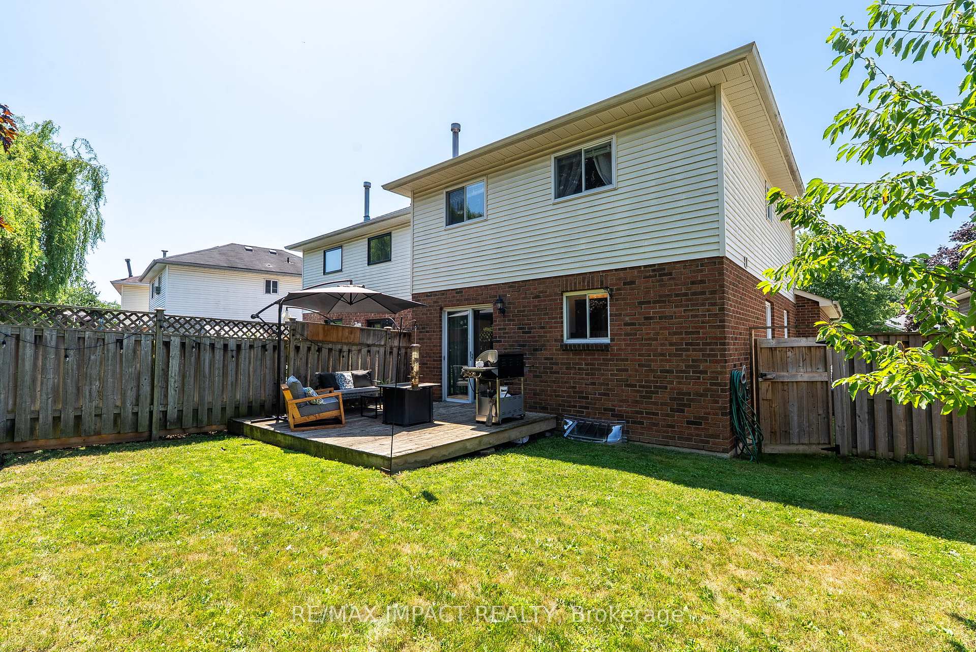 Photo 19 of 9 Granville Drive, Clarington, Courtice — HOMEH