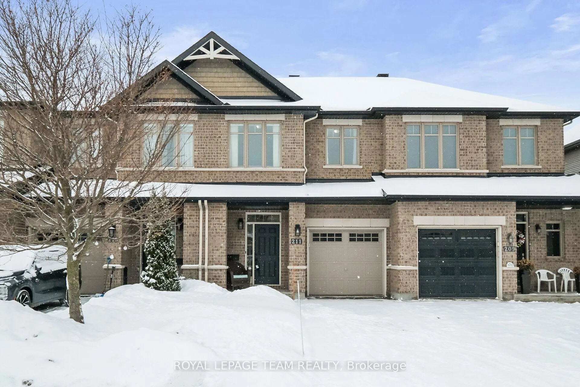 Photo 1 of 211 Butterfly Walk, Ottawa, Mer Bleue/Bradley Estates/Anderson Park — HOMEH