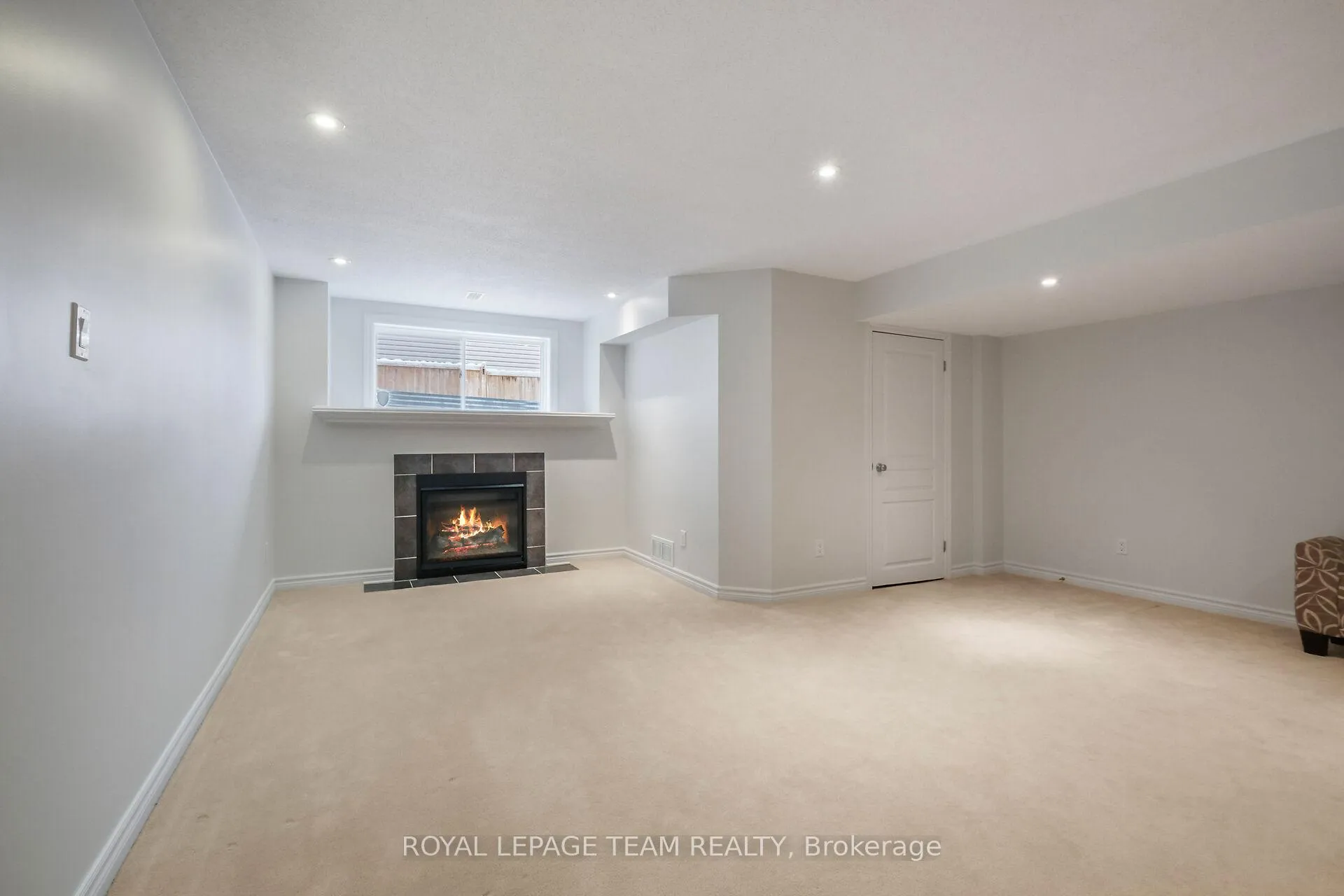 Photo 37 of 211 Butterfly Walk, Ottawa, Mer Bleue/Bradley Estates/Anderson Park — HOMEH