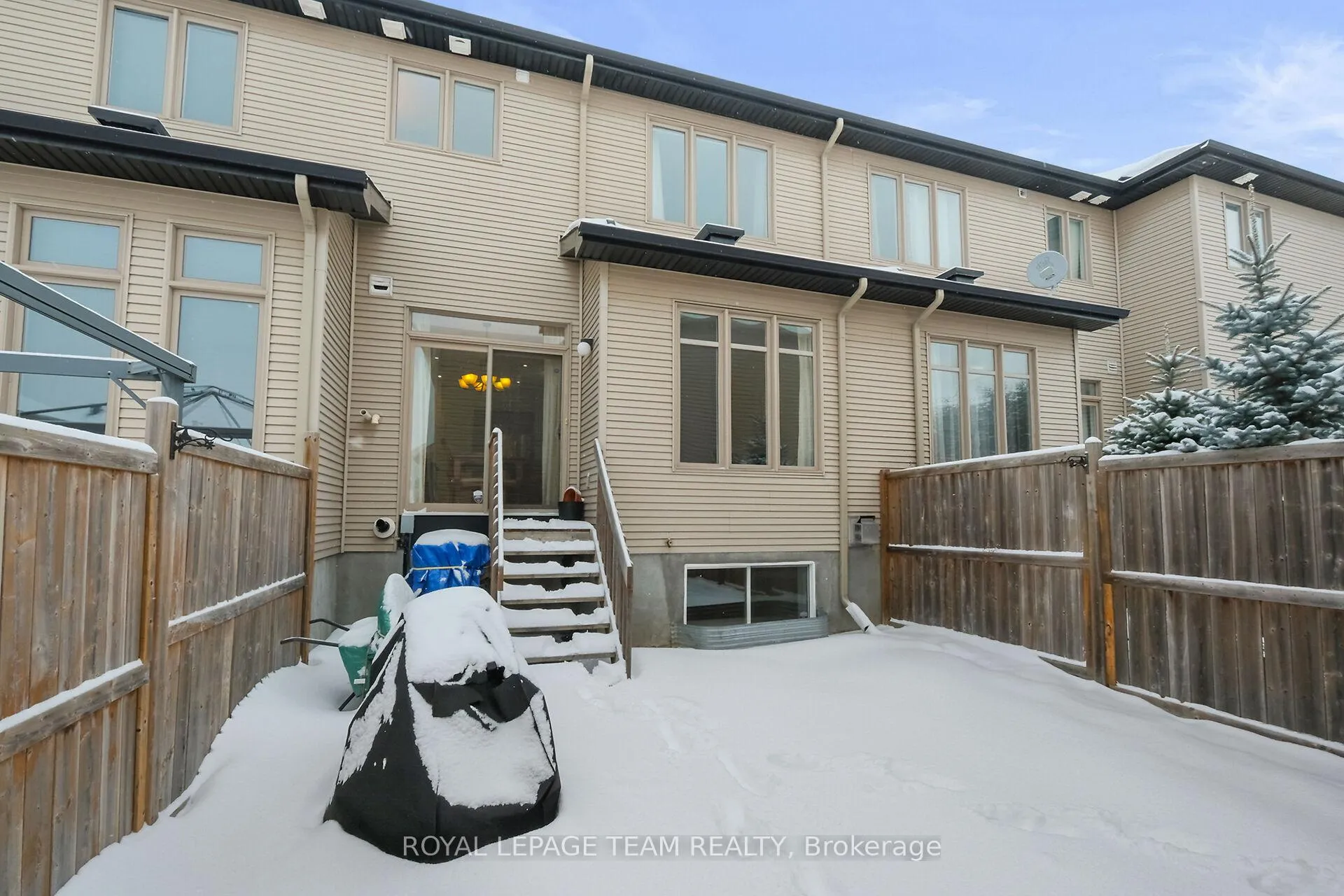 Photo 38 of 211 Butterfly Walk, Ottawa, Mer Bleue/Bradley Estates/Anderson Park — HOMEH