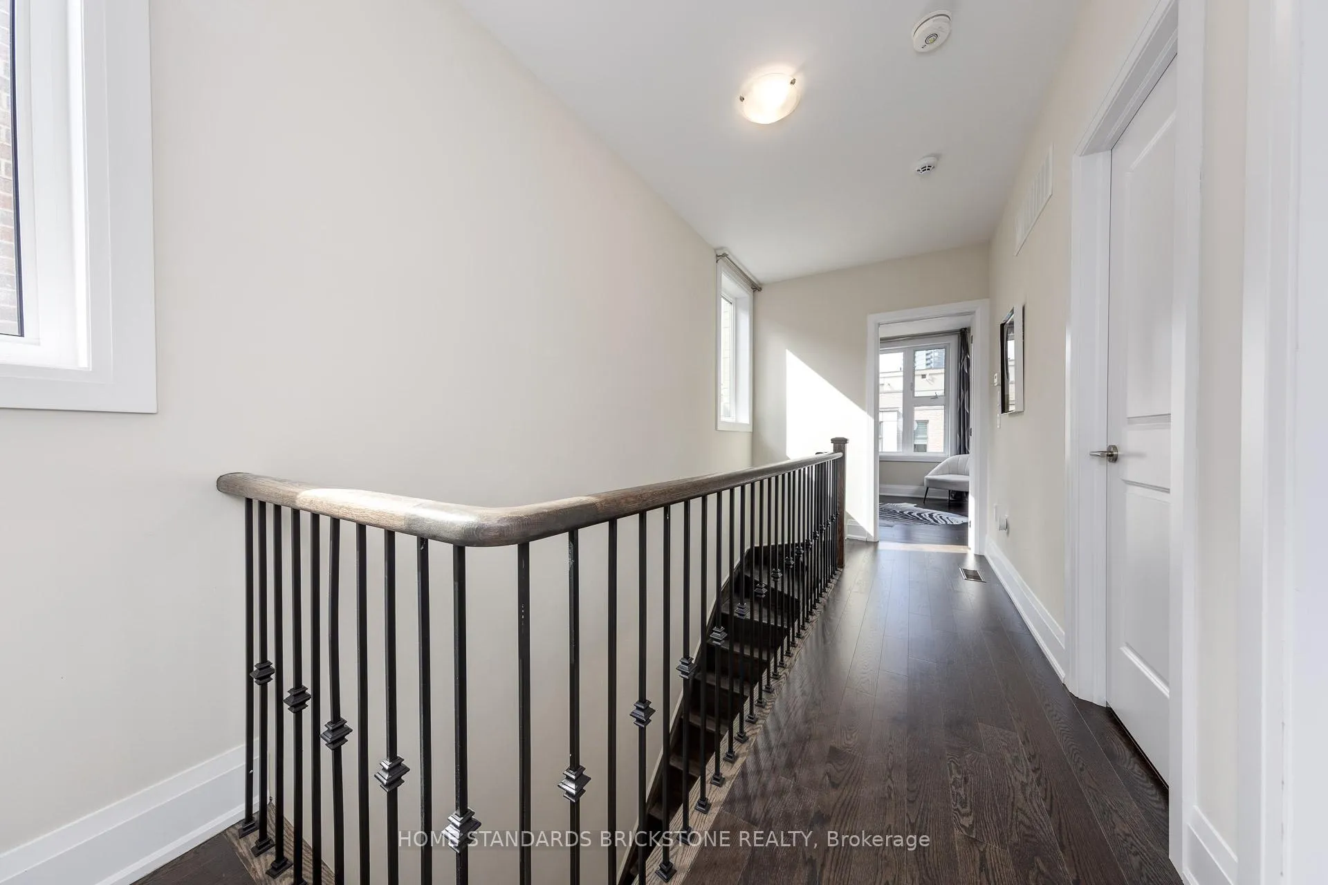 Photo 28 of 5 Smallwood Circle, Vaughan, Brownridge — HOMEH