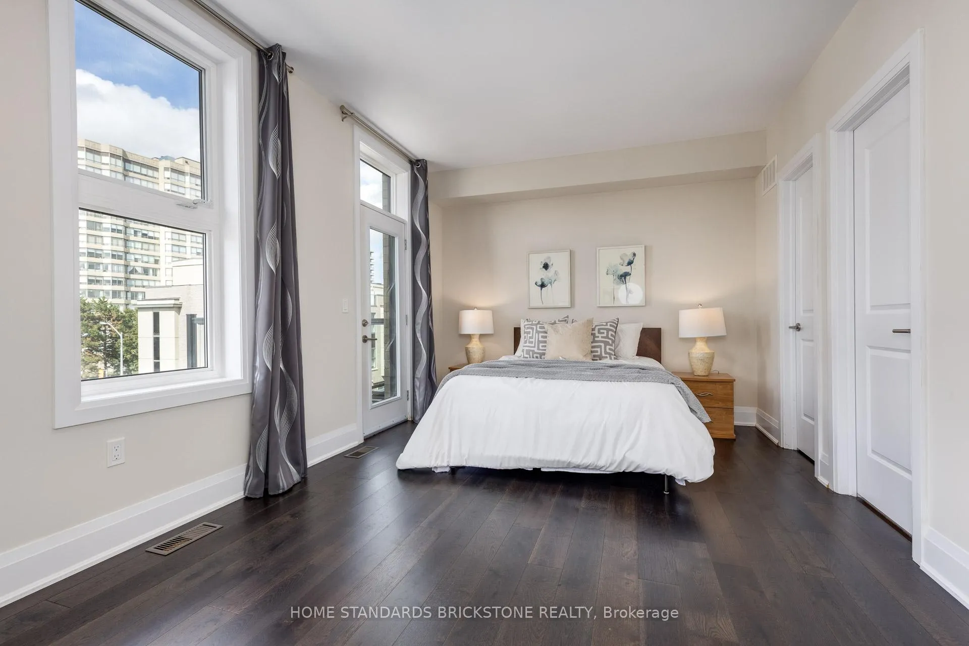 Photo 33 of 5 Smallwood Circle, Vaughan, Brownridge — HOMEH