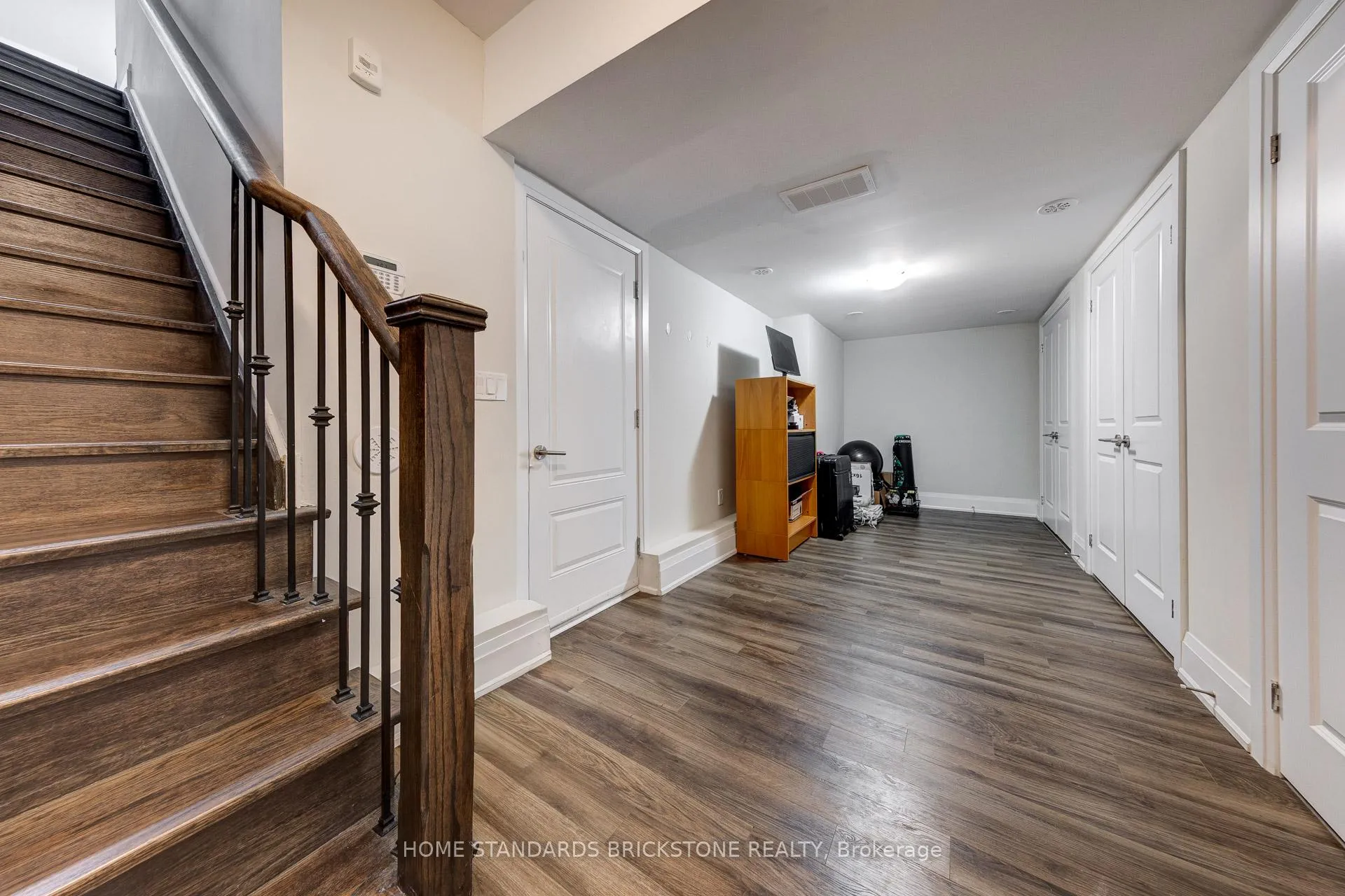 Photo 35 of 5 Smallwood Circle, Vaughan, Brownridge — HOMEH