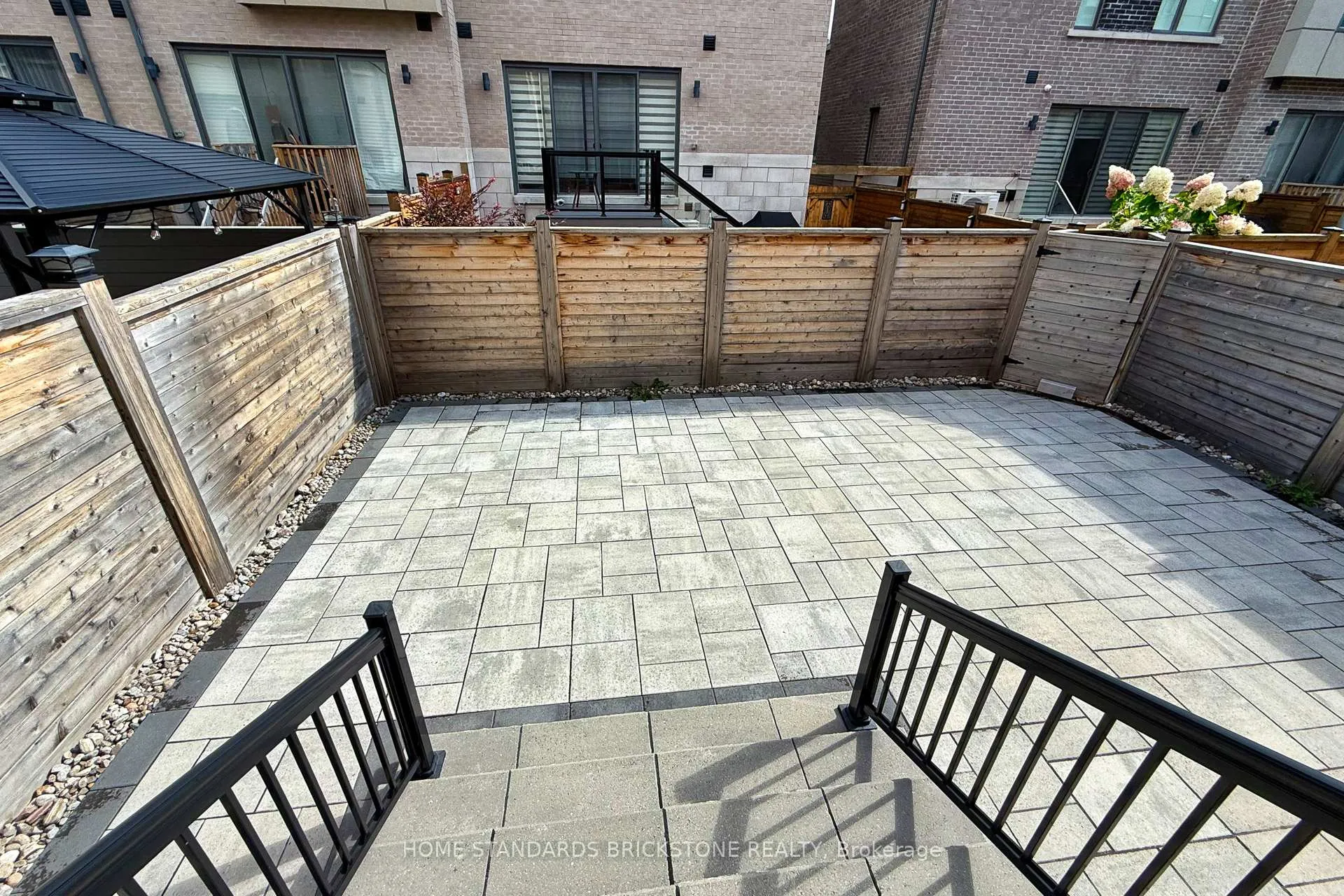 Photo 43 of 5 Smallwood Circle, Vaughan, Brownridge — HOMEH