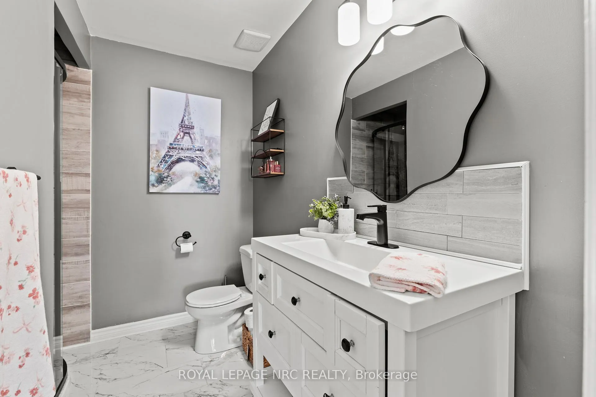 Photo 13 of Unit 42, 275 Pelham Road, St. Catharines, Rykert/Vansickle — HOMEH