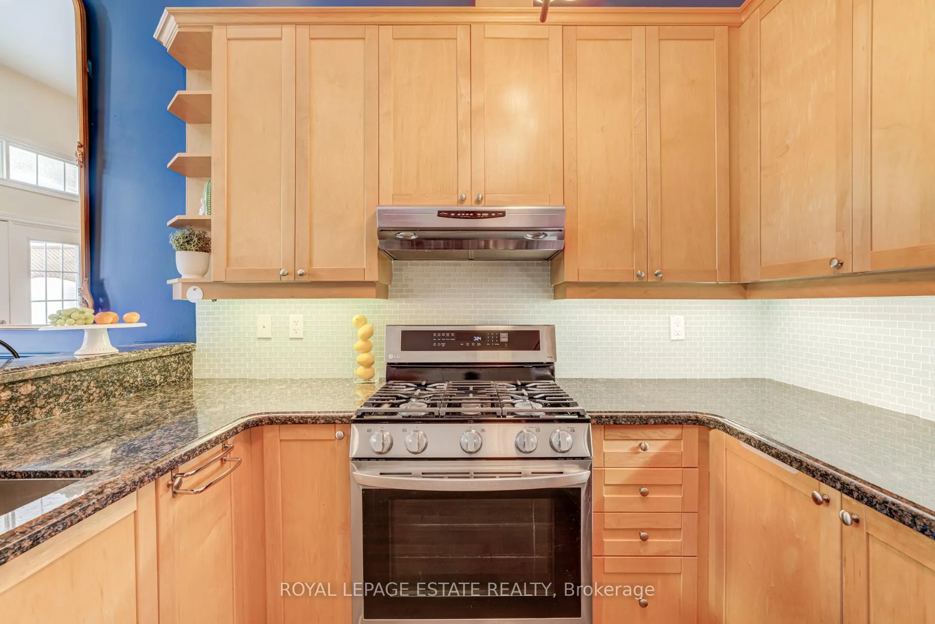 Photo 17 of 59 Halsey Avenue, Toronto, O'Connor-Parkview — HOMEH