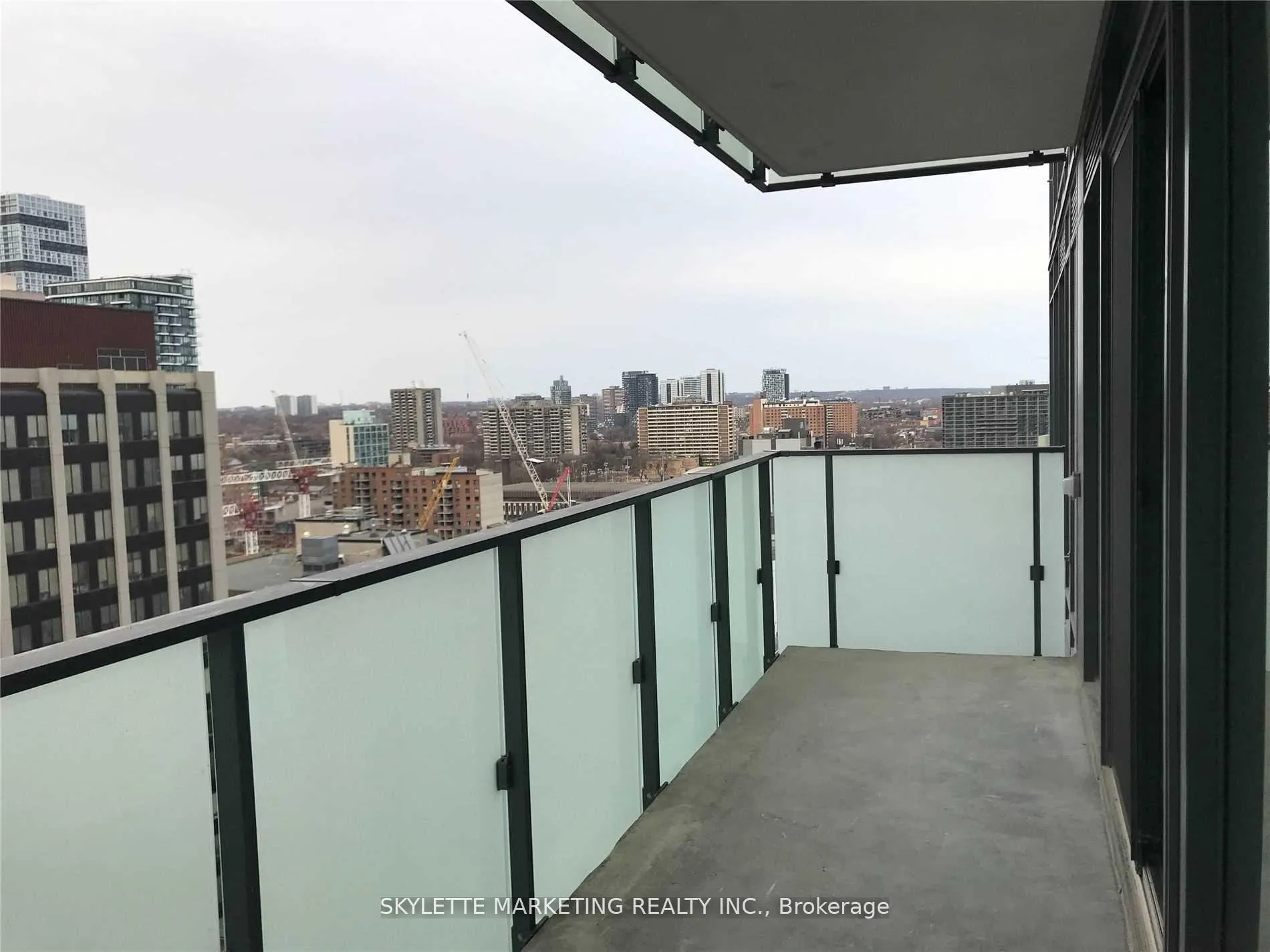 Photo 12 of Unit 1616, 25 Richmond Street E, Toronto, Church-Yonge Corridor — HOMEH