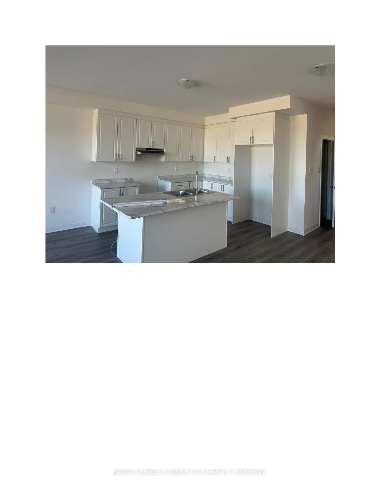 Photo 5 of Unit 5, 5 Sagewood Avenue, Barrie, Rural Barrie Southeast — HOMEH