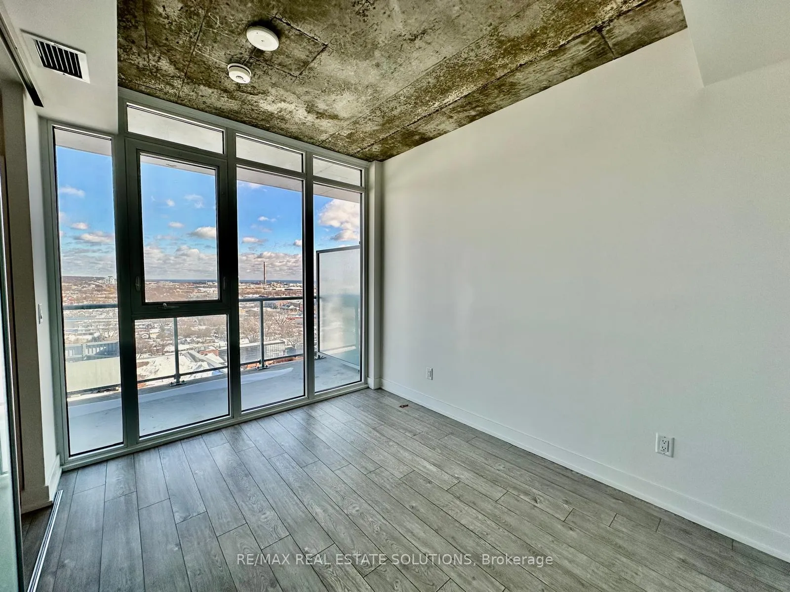 Photo 13 of Unit 1703, 15 Baseball Place, Toronto, South Riverdale — HOMEH