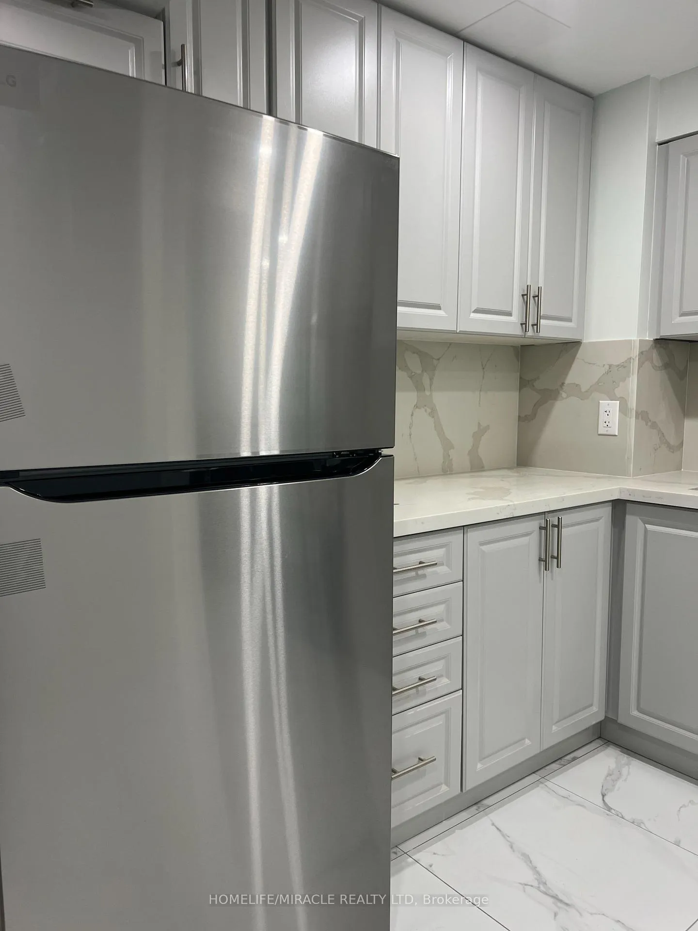 Photo 4 of 1430 Stillmeadow Lane, Pickering, Rural Pickering — HOMEH