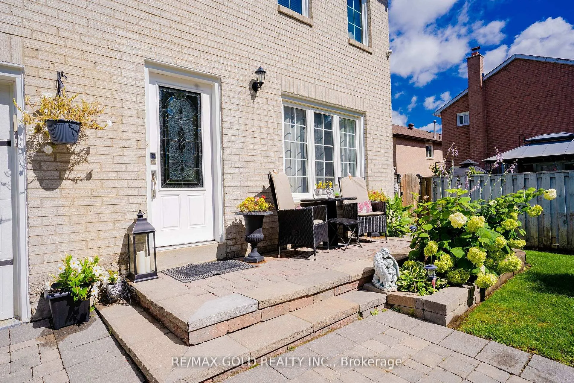 Photo 3 of 29 Nickel Crescent, Brampton, Westgate — HOMEH