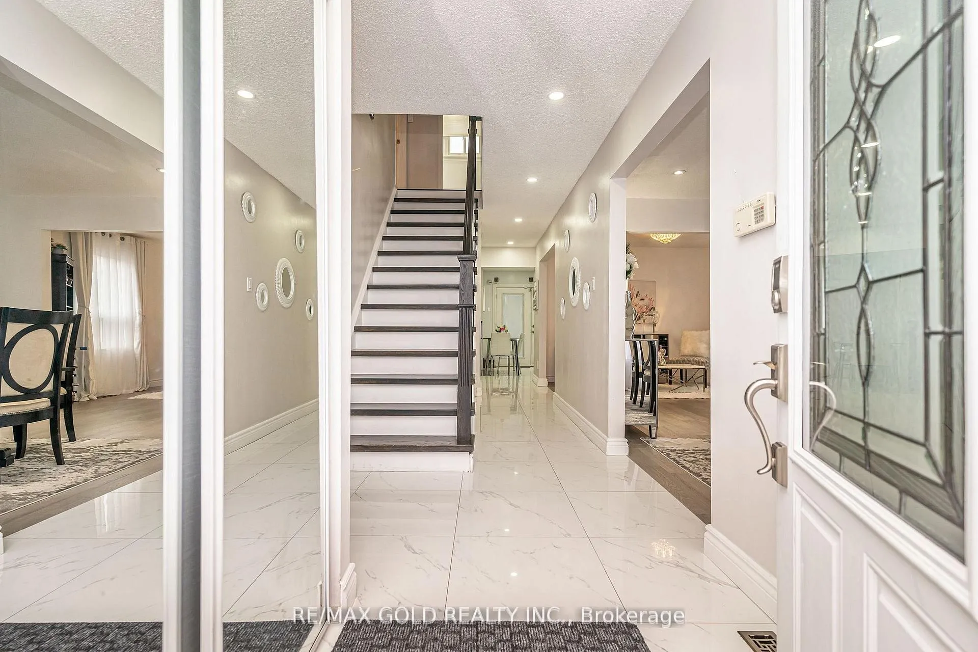 Photo 4 of 29 Nickel Crescent, Brampton, Westgate — HOMEH