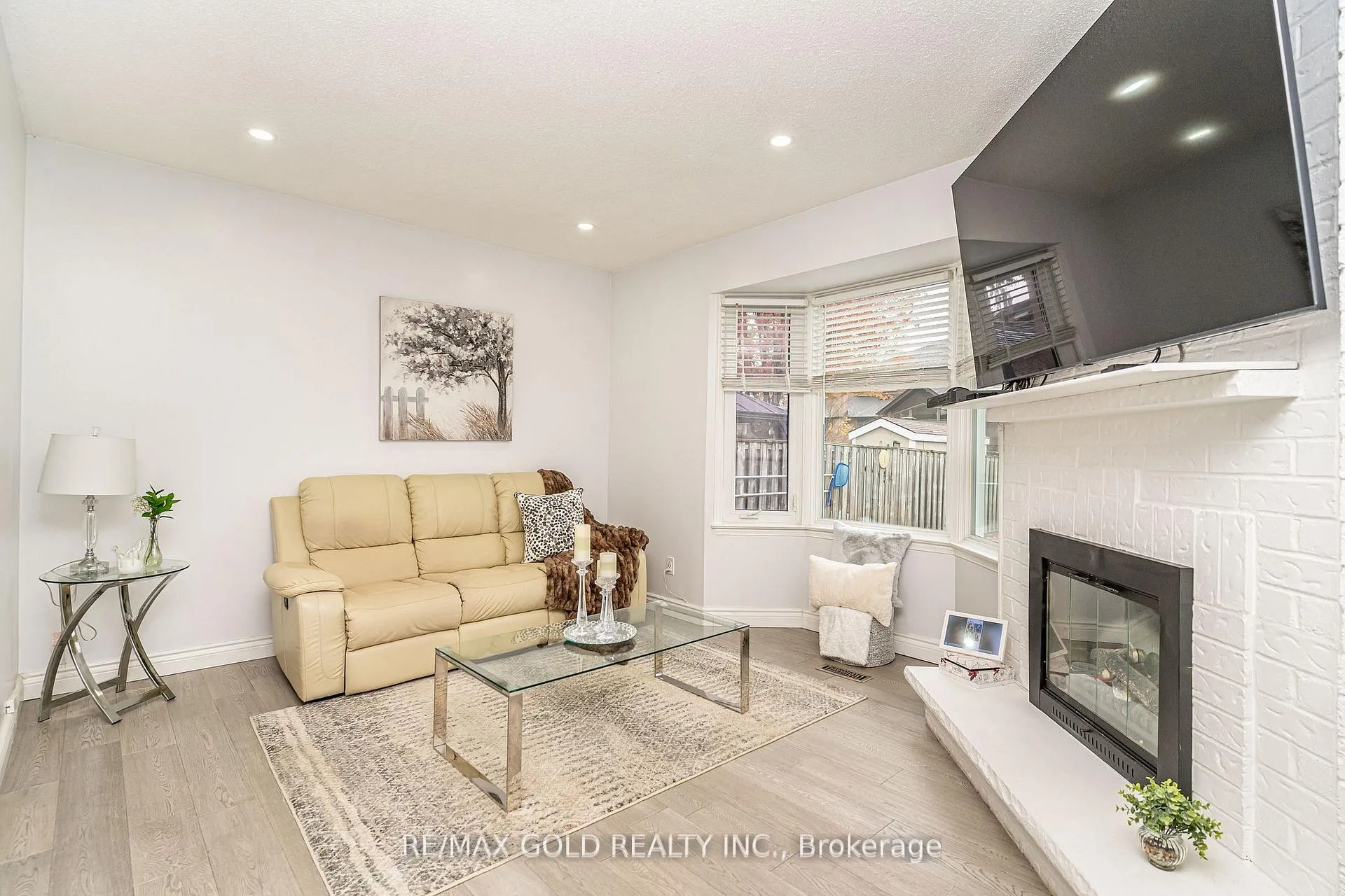 Photo 17 of 29 Nickel Crescent, Brampton, Westgate — HOMEH