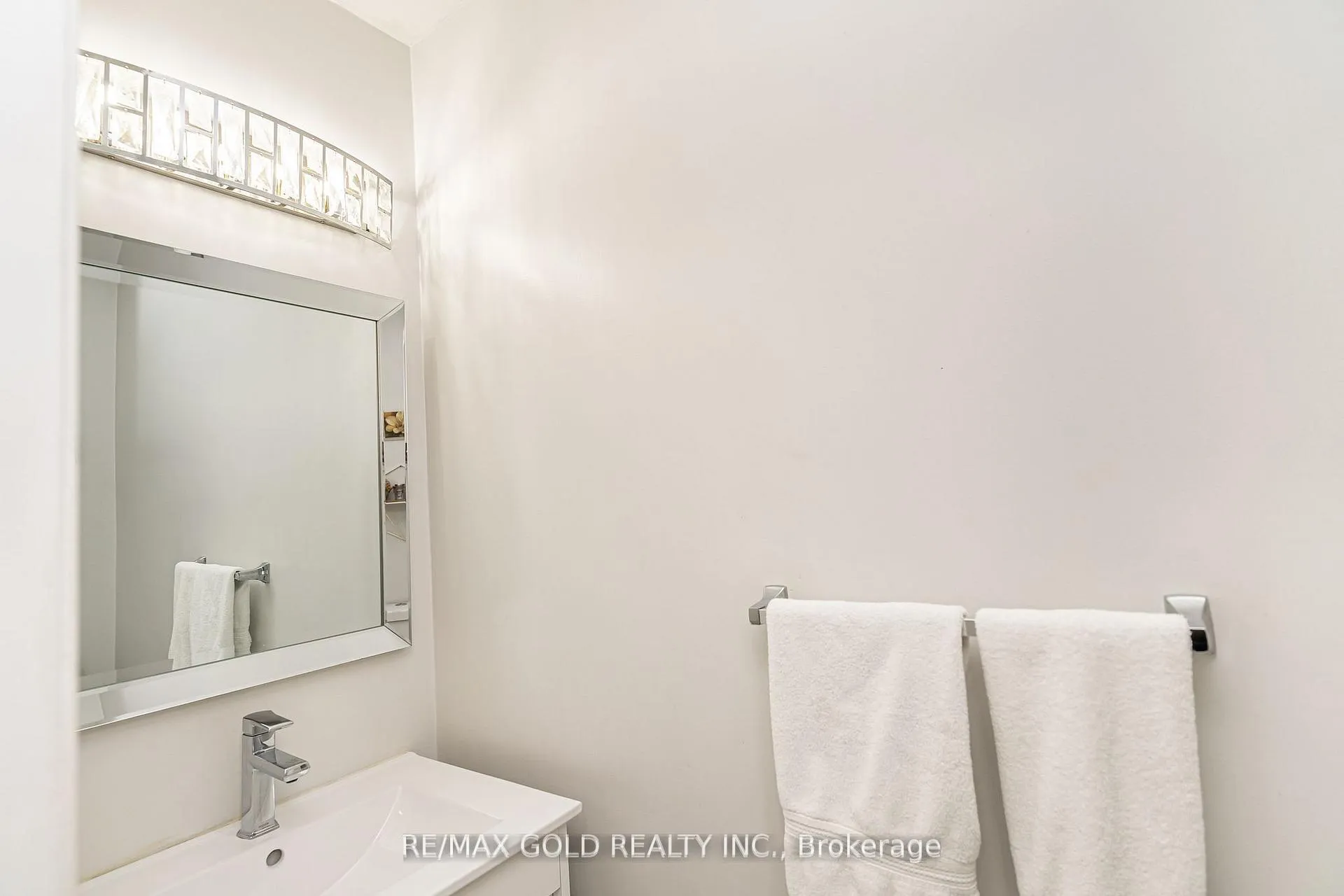 Photo 18 of 29 Nickel Crescent, Brampton, Westgate — HOMEH