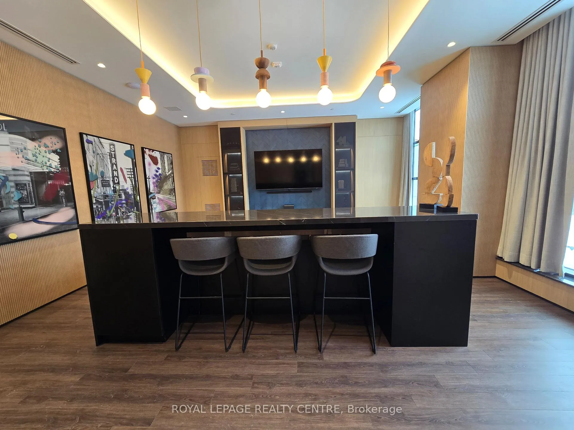 Photo 16 of Unit 407, 750 Whitlock Avenue, Milton, Cobban — HOMEH