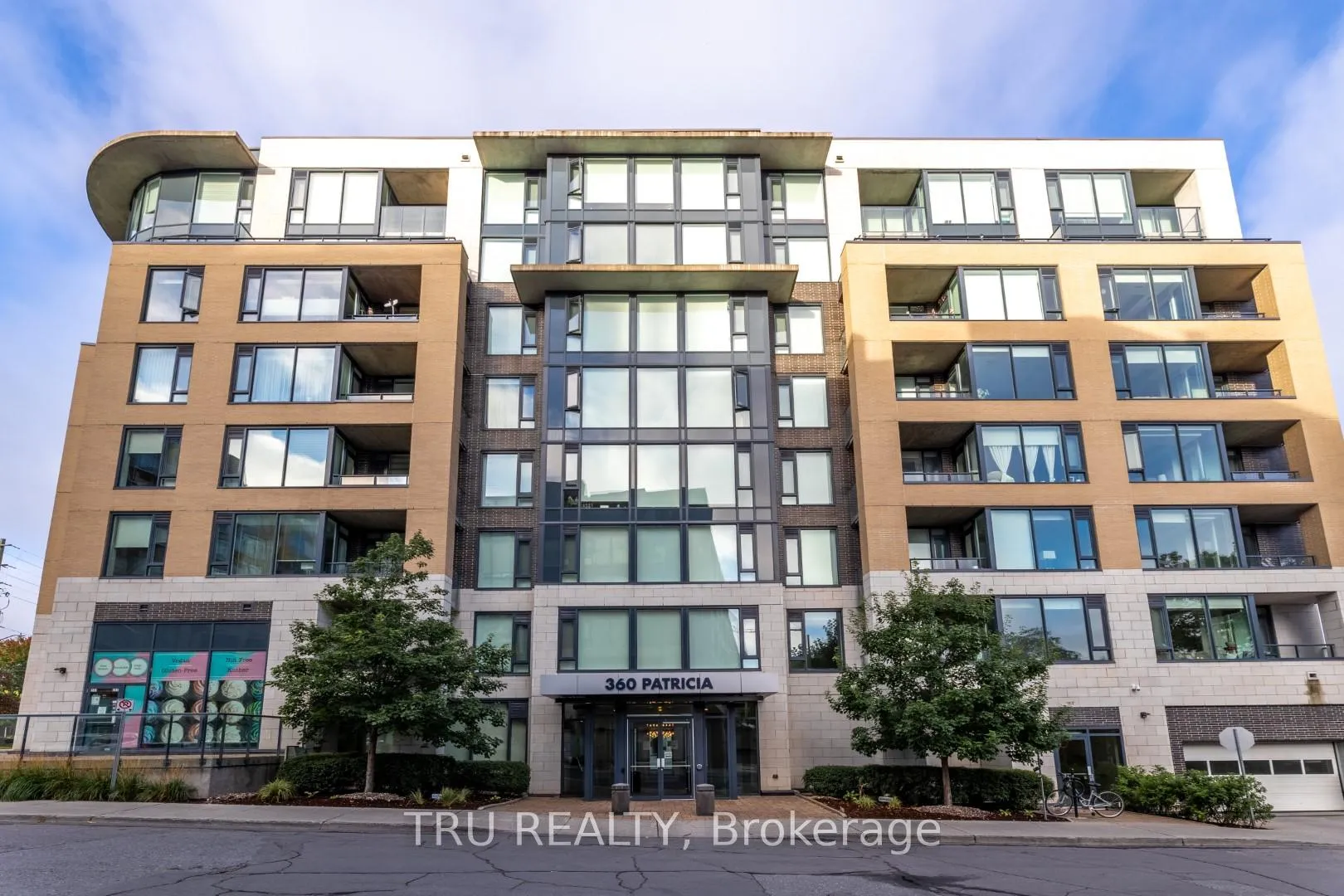 Front of Unit 322, 360 Patricia Avenue
