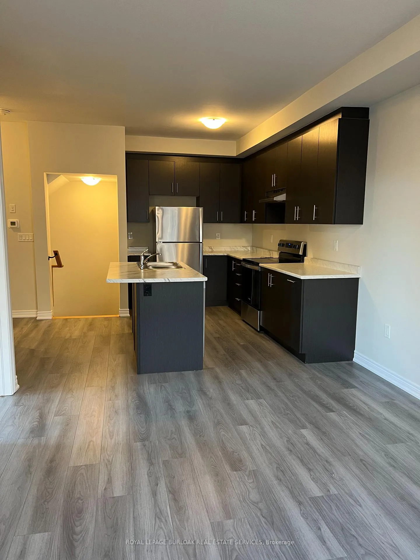 Photo 4 of Unit 36, 40 Zinfandel Drive, Hamilton, Winona — HOMEH