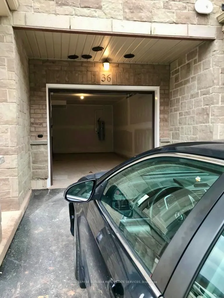 Photo 19 of Unit 36, 40 Zinfandel Drive, Hamilton, Winona — HOMEH