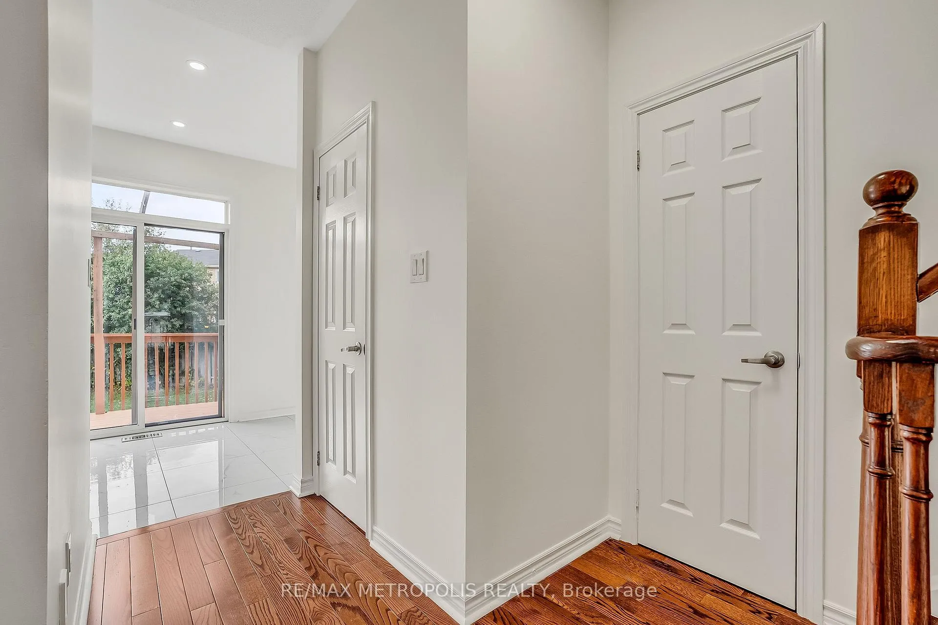 Photo 8 of 43 Horton Street, Ajax, Central East — HOMEH