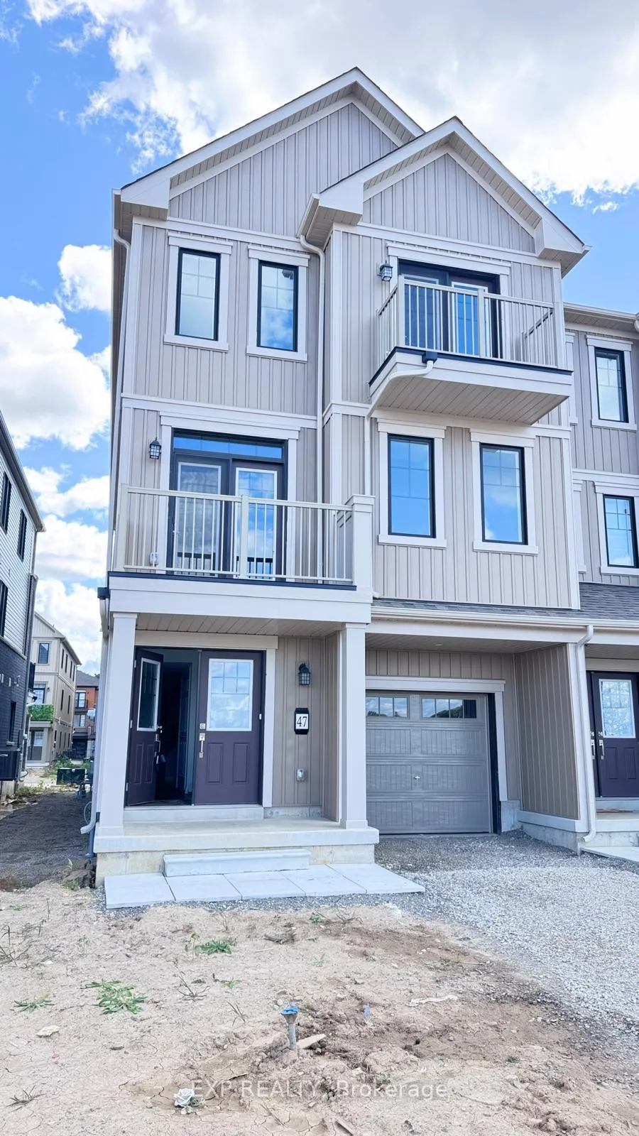 Front of 47 Stanley Ave Crescent