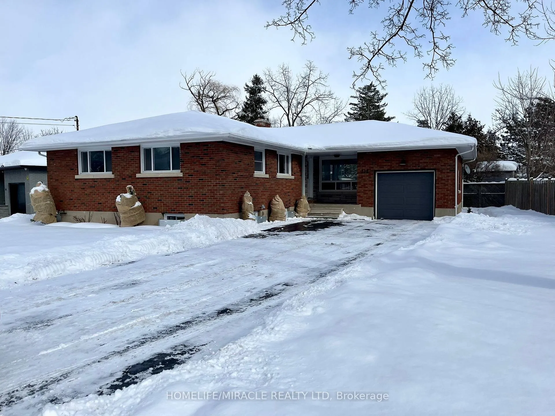 Photo 16 of 312 Grantham Avenue, St. Catharines, Carlton/Bunting — HOMEH