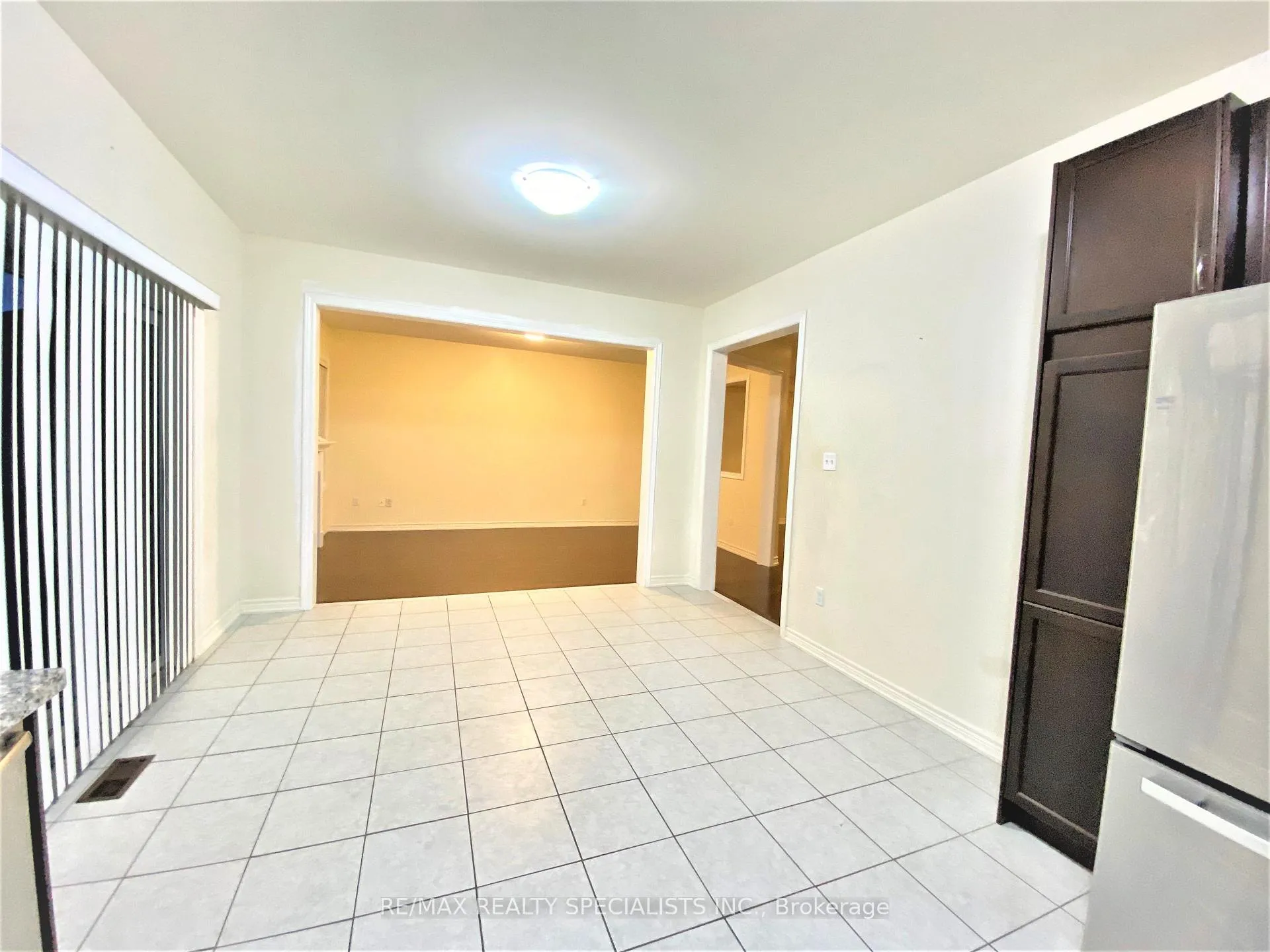 Photo 11 of Unit Upper Level, 4 Freedom Oaks Trail, Brampton, Bram East — HOMEH