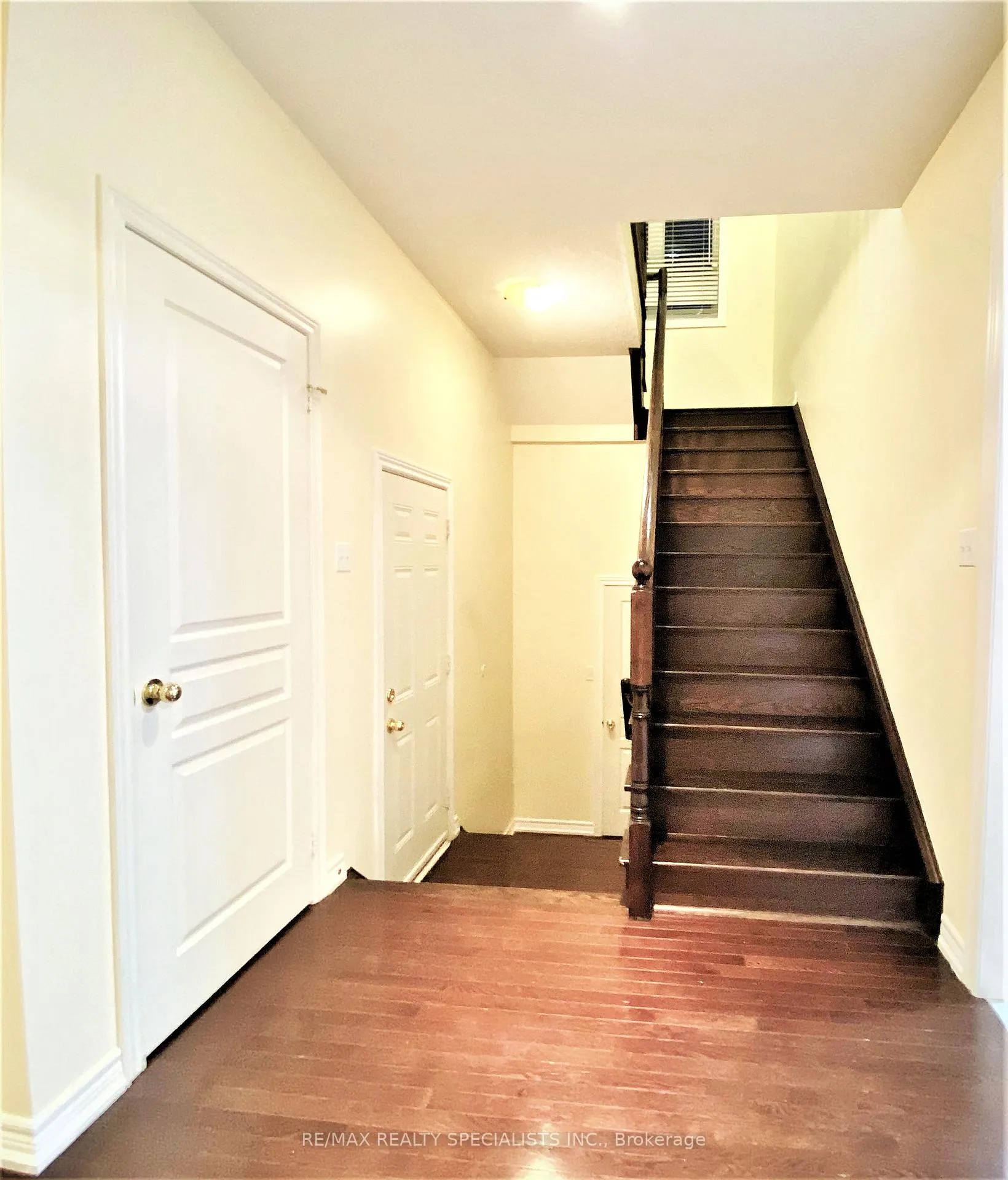 Photo 12 of Unit Upper Level, 4 Freedom Oaks Trail, Brampton, Bram East — HOMEH