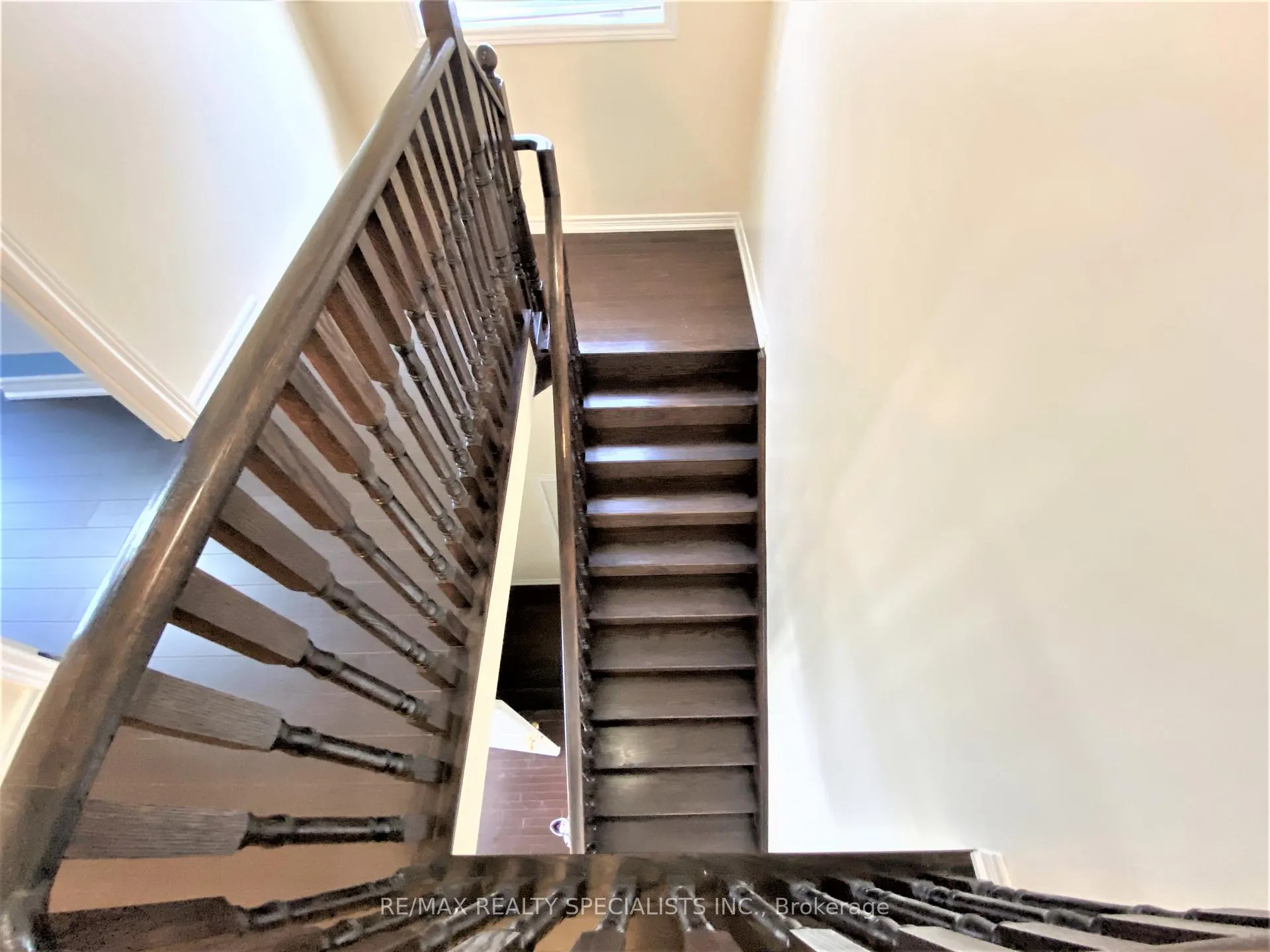 Photo 23 of Unit Upper Level, 4 Freedom Oaks Trail, Brampton, Bram East — HOMEH
