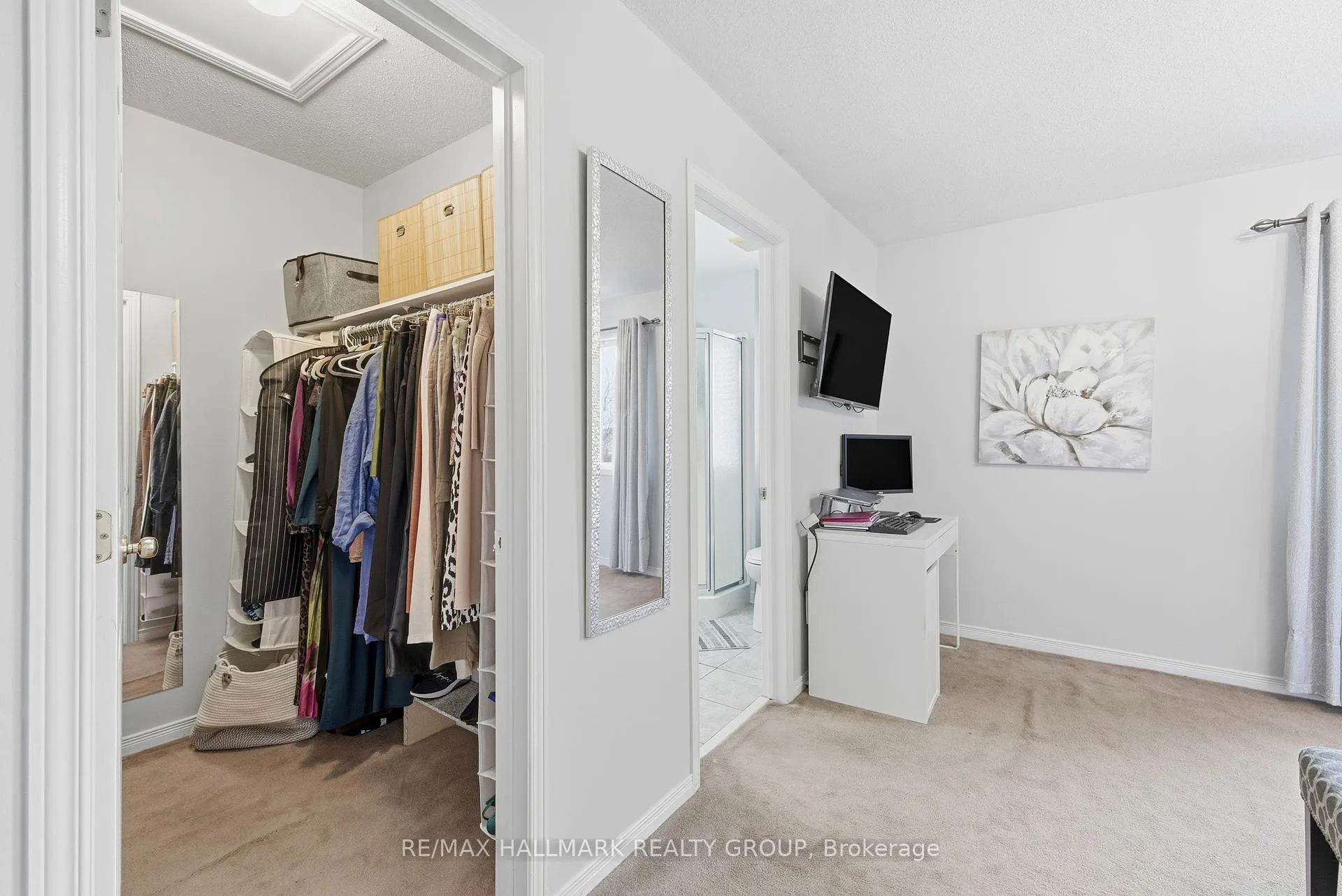 Photo 31 of 142 Inverkip Avenue, Ottawa, Hunt Club Park/Greenboro — HOMEH