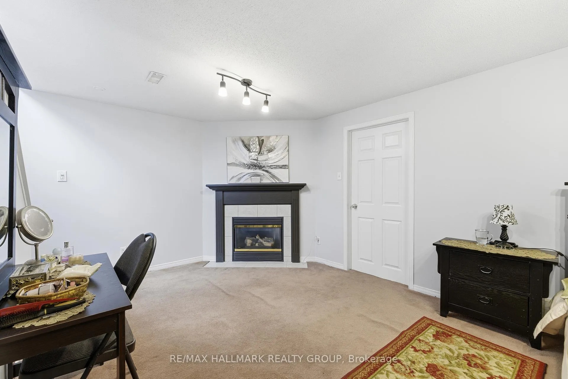 Photo 43 of 142 Inverkip Avenue, Ottawa, Hunt Club Park/Greenboro — HOMEH