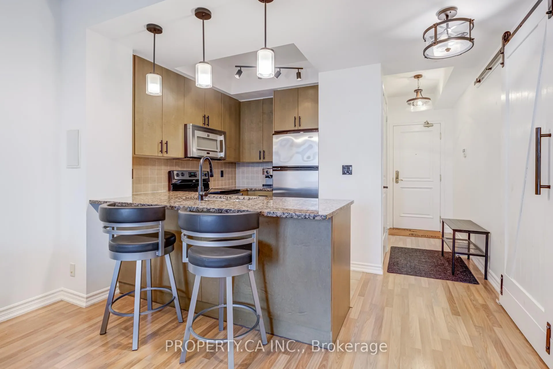 Photo 12 of Unit 1101, 9235 Jane Street, Vaughan, Maple — HOMEH
