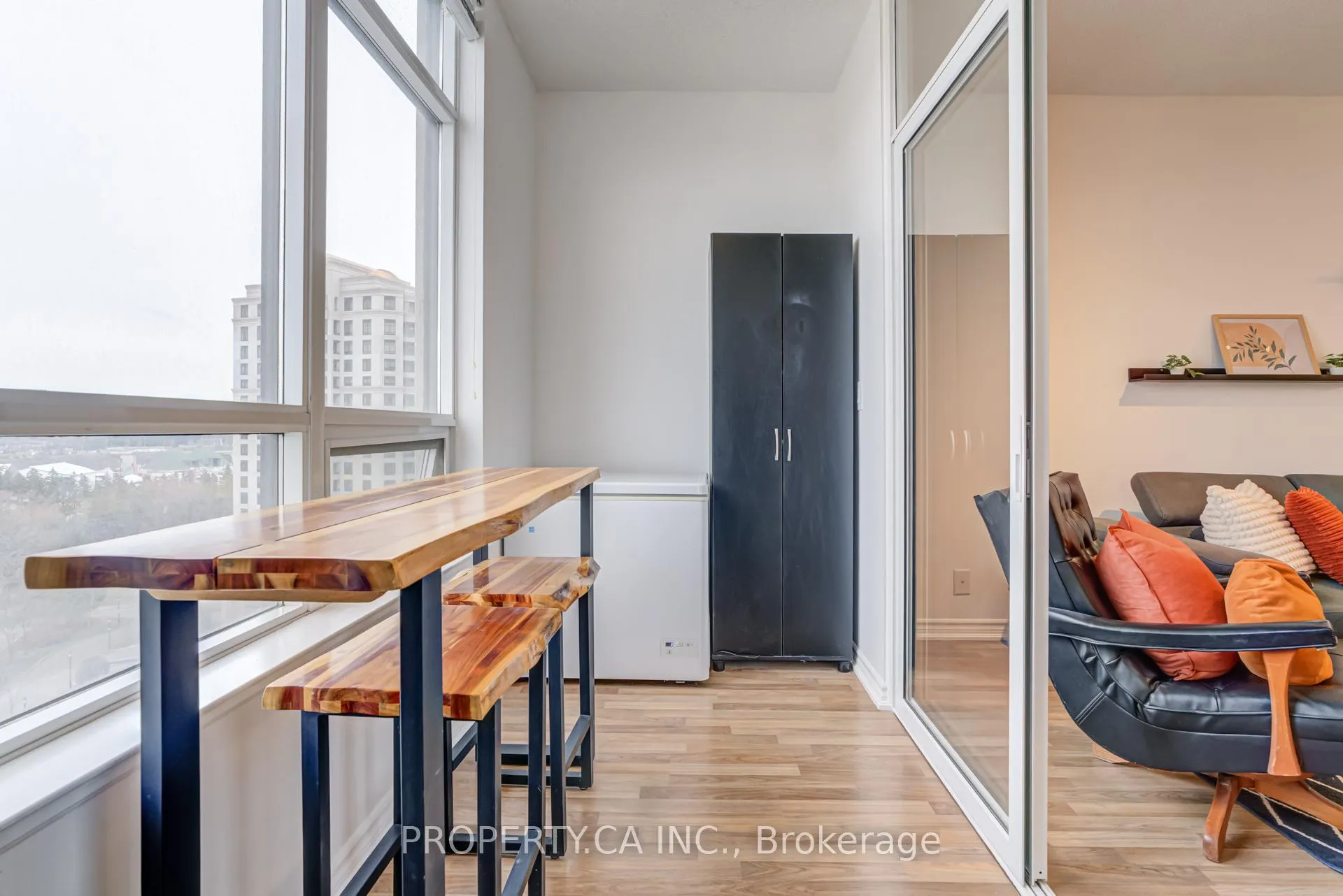 Photo 24 of Unit 1101, 9235 Jane Street, Vaughan, Maple — HOMEH