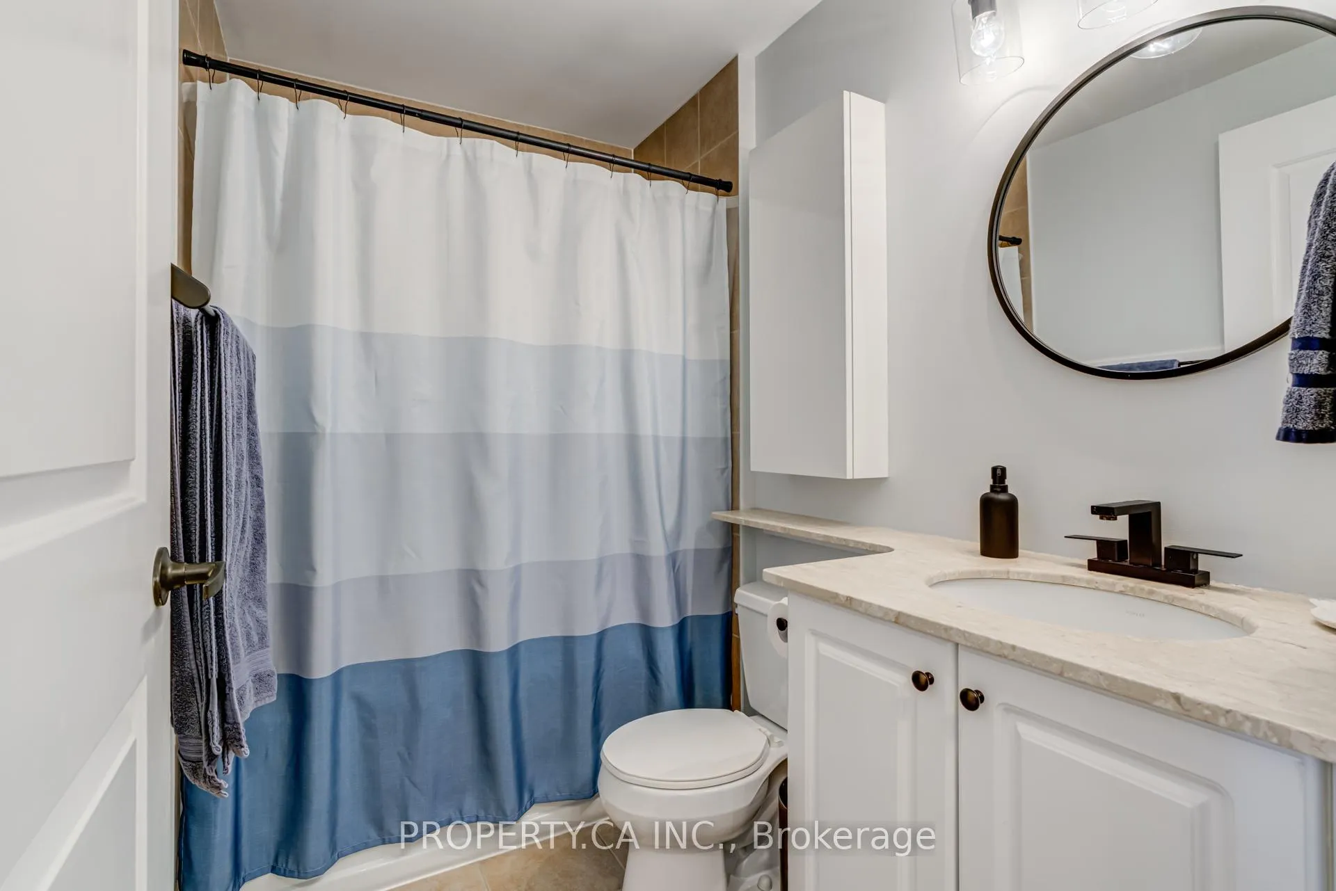 Photo 26 of Unit 1101, 9235 Jane Street, Vaughan, Maple — HOMEH