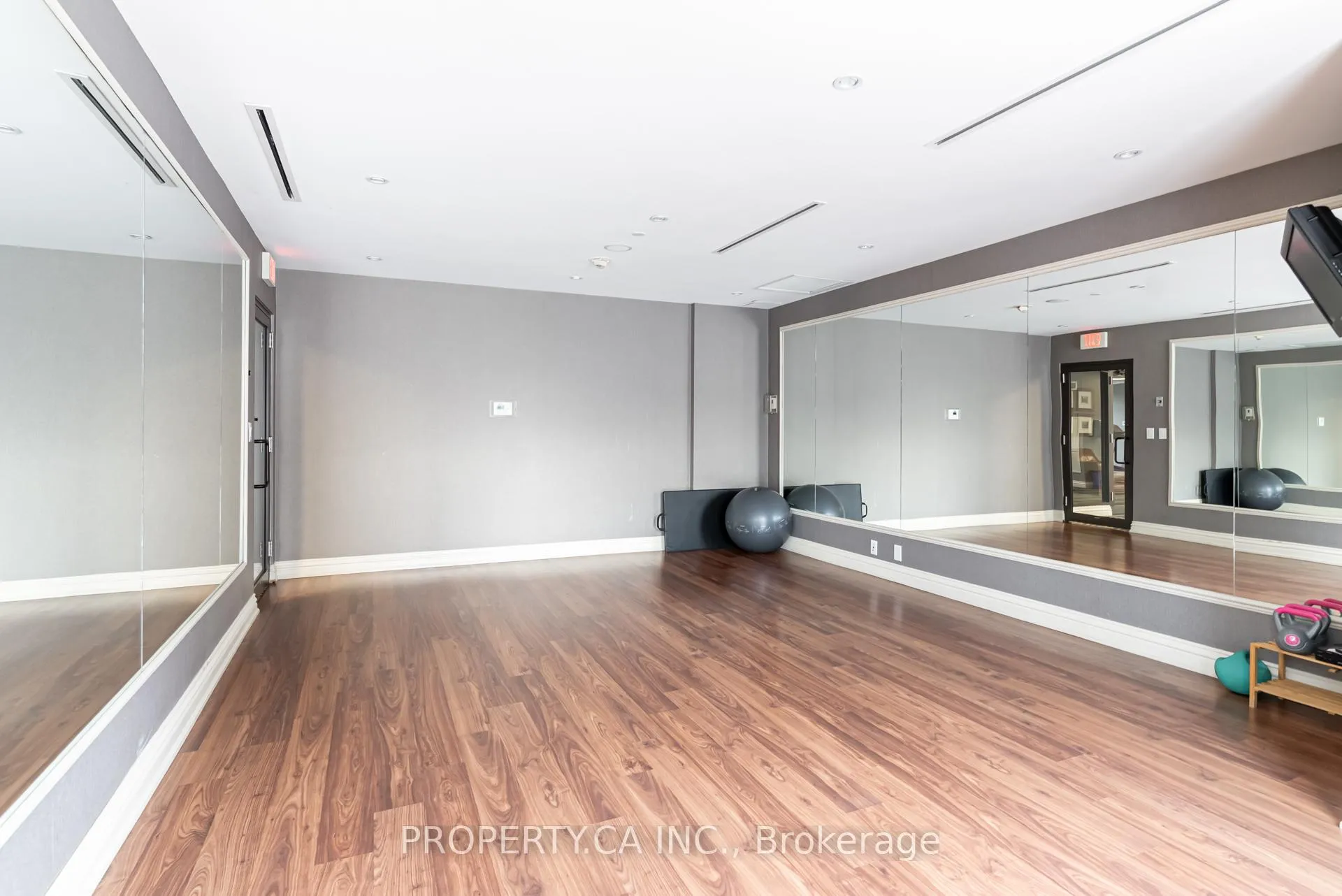 Photo 38 of Unit 1101, 9235 Jane Street, Vaughan, Maple — HOMEH