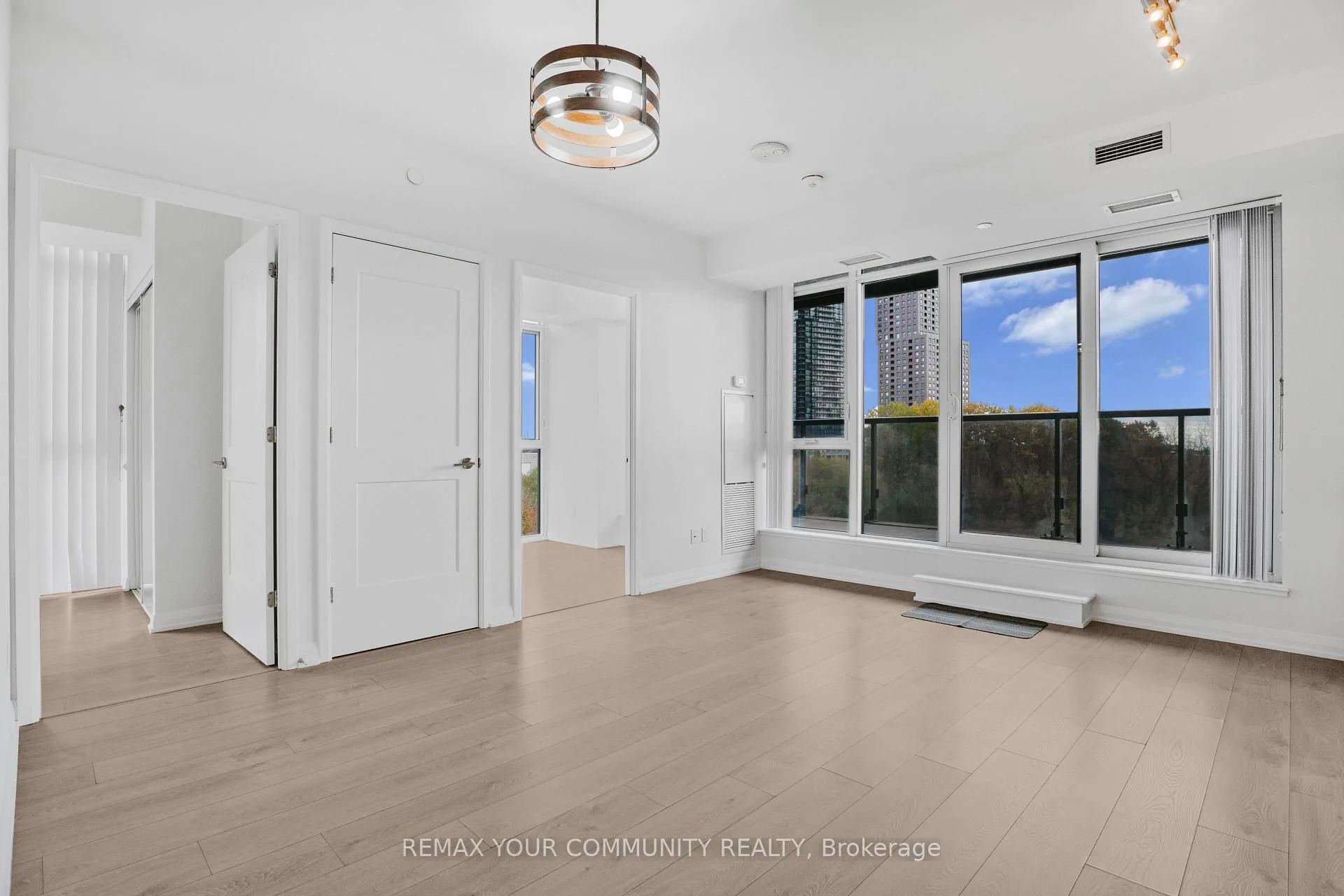 Photo 6 of Unit 204, 7895 Jane Street, Vaughan, Concord — HOMEH