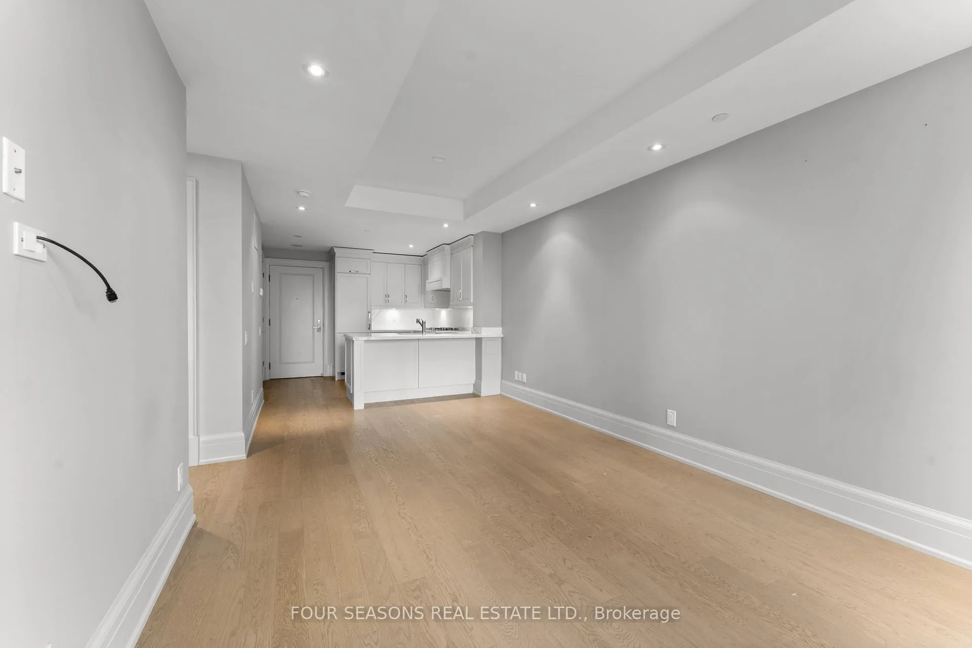 Photo 5 of Unit 507, 181 Davenport Road, Toronto, The Annex — HOMEH