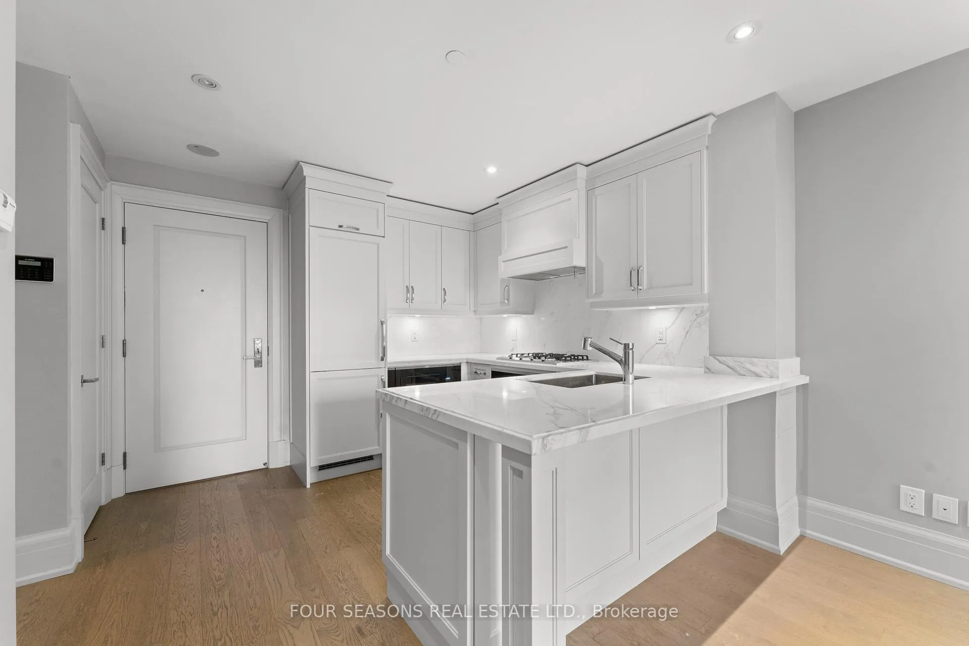 Photo 13 of Unit 507, 181 Davenport Road, Toronto, The Annex — HOMEH